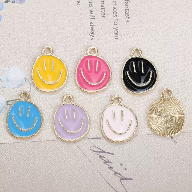 DIY alloy accessories smiley face jewelry materials, handcrafted accessories in multiple colors to choose from, diy Application Scenario