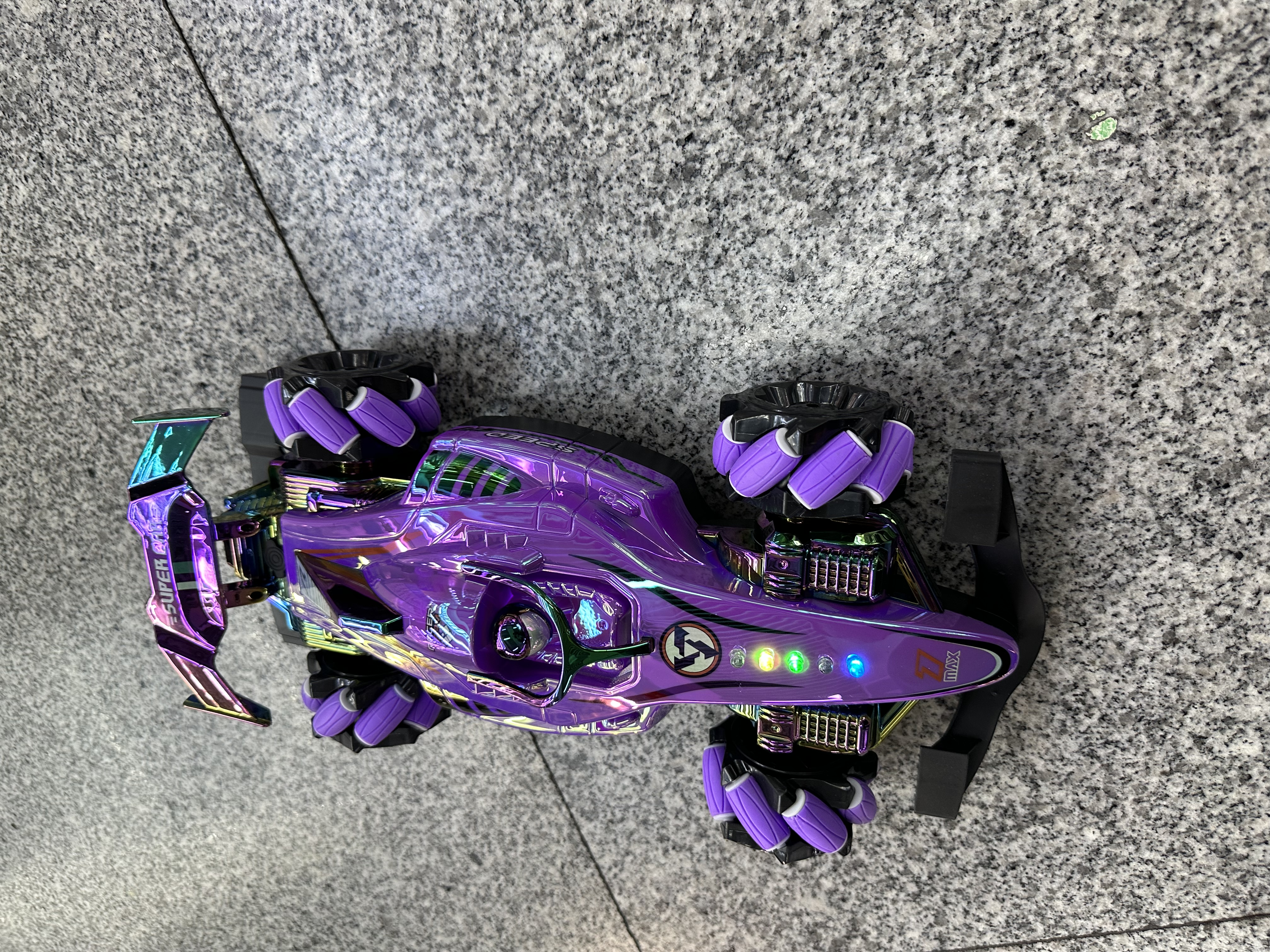 The children's toy remote control car excavator model is suitable for boys and girls. It is an educational and fun hands-on operation toy gift remote control car. Double remote control children's toys Application Scenario