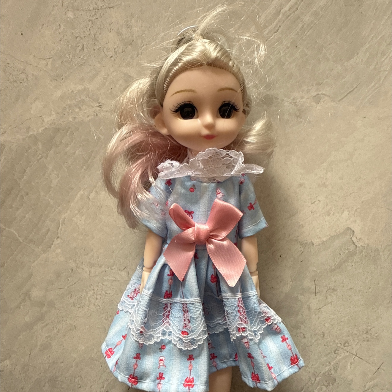 毛绒玩具创意潮流布娃娃可爱玩偶儿童礼物柔软舒适