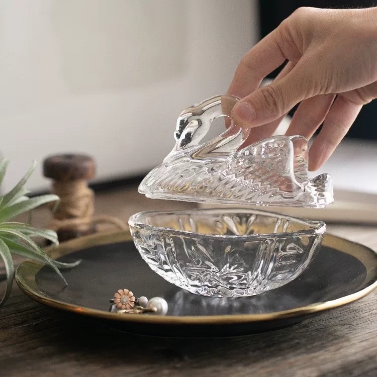 Wholesale of creative swan relief glass sugar jar, swan shaped jewelry box, cotton swab storage glass jar detail image 3