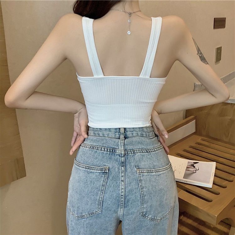 My close friend, the V-neck halter vest without a steel ring, is a perfect match for women to wear as a base layer for yoga and fitness undefined
