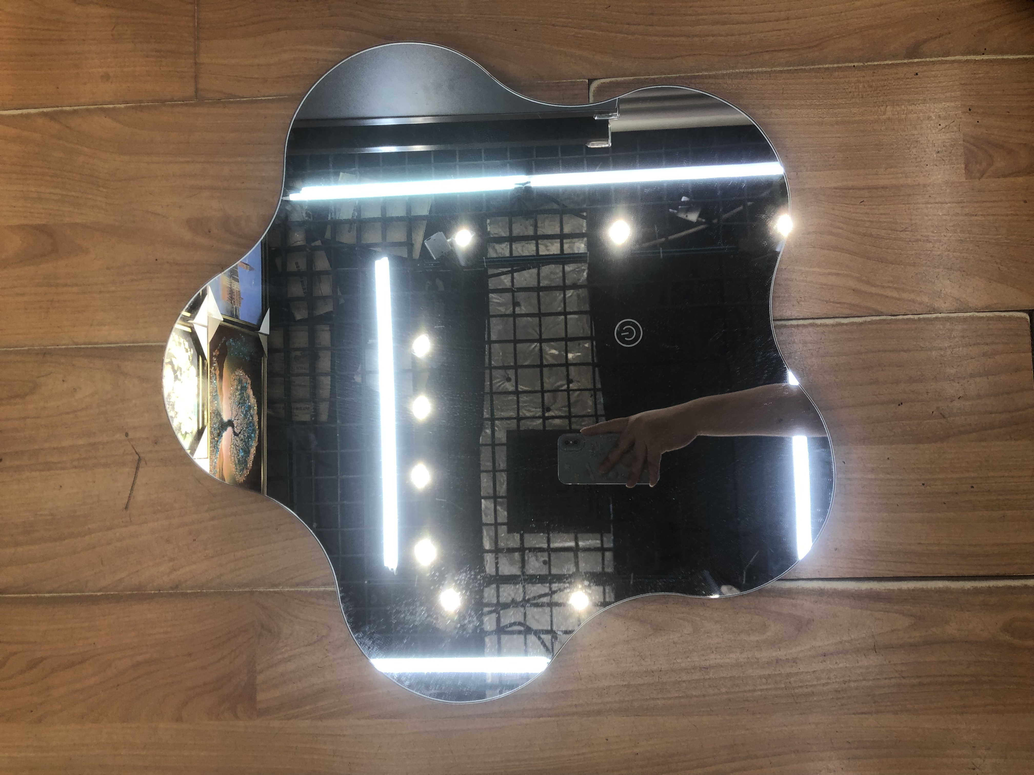 花朵形状智能镜化妆镜手触镜妆装饰镜装饰画简约欧美时尚装饰画