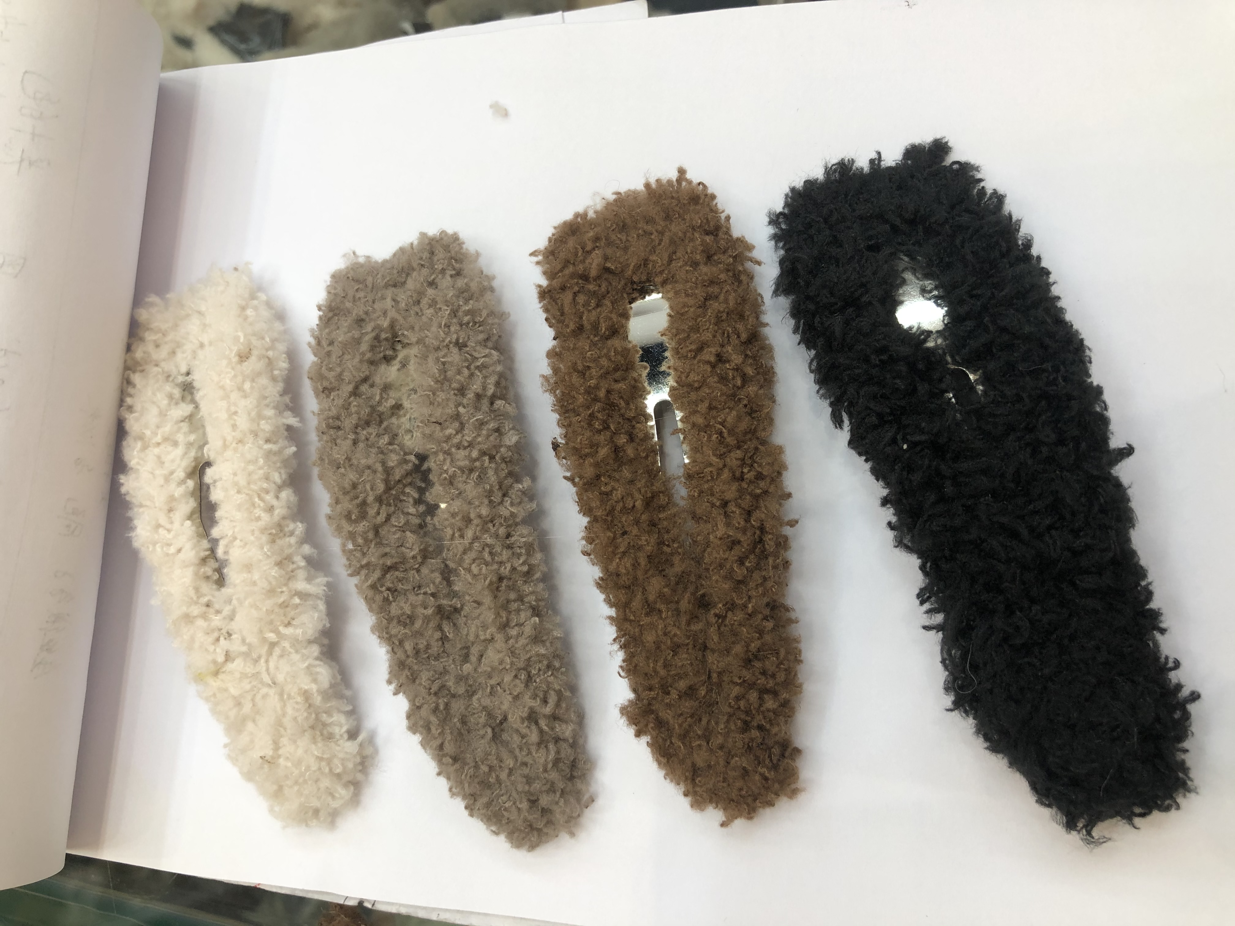 发圈发夹珠子椭圆细节图