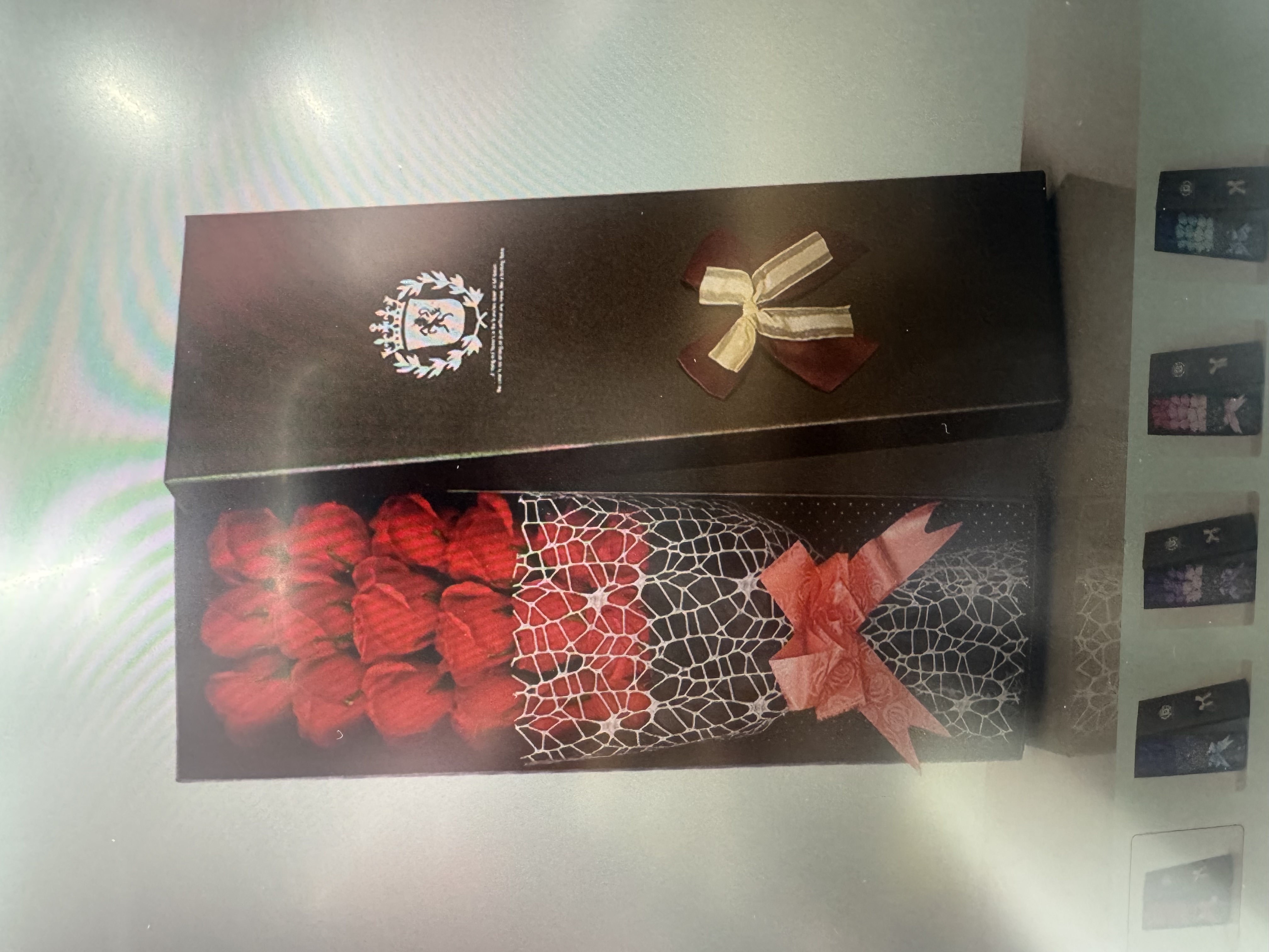 永生花高级感摆件厂家玫瑰花仿真花礼盒送女友老婆礼品批发