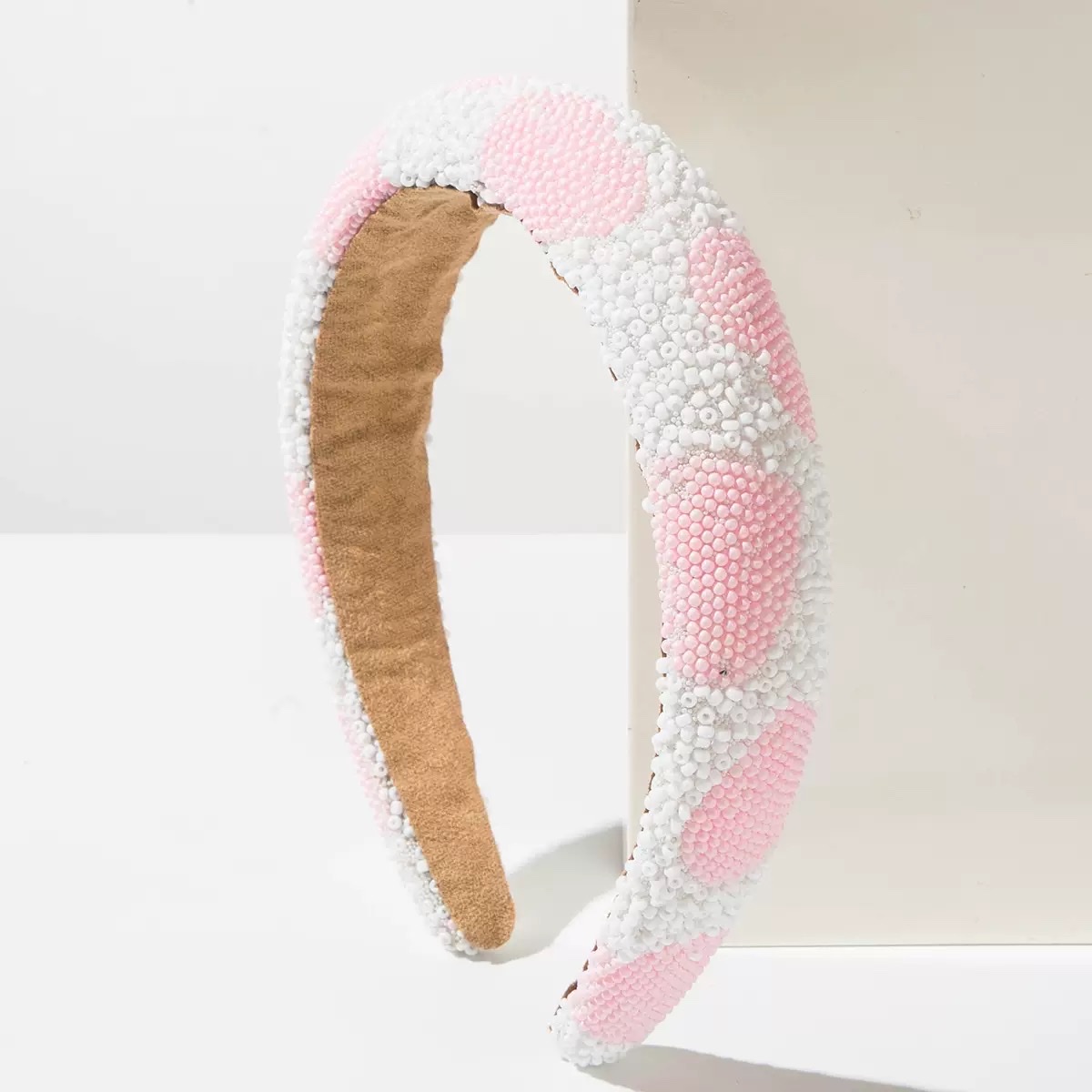 Cloud Hairband, a Korean-style patchwork headpiece for women, is a fashionable hair clip and a versatile hair accessory. It's a new spring and summer collection detail image 3