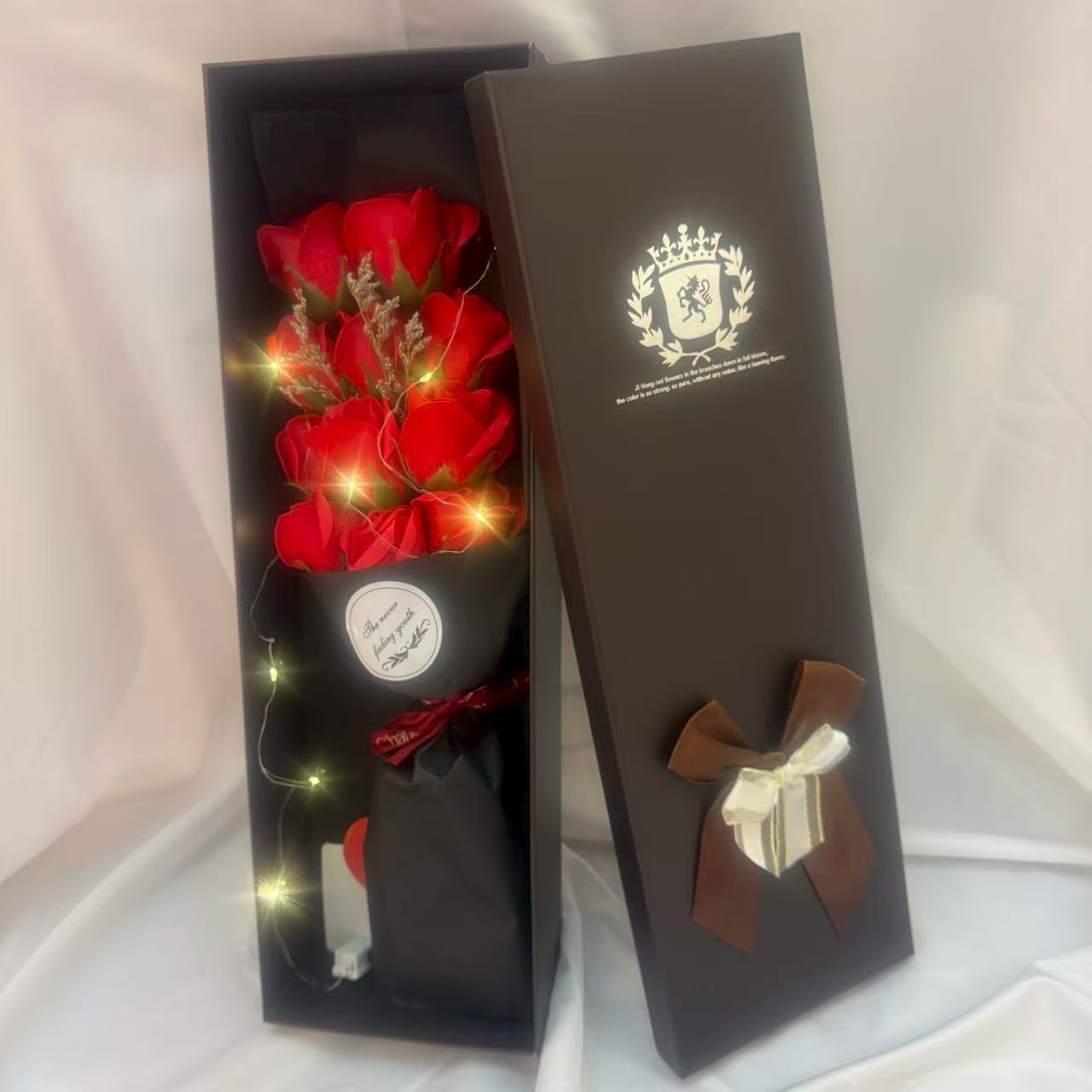永生花高级感摆件厂家玫瑰花仿真花礼盒送女友老婆礼品批发详情图2