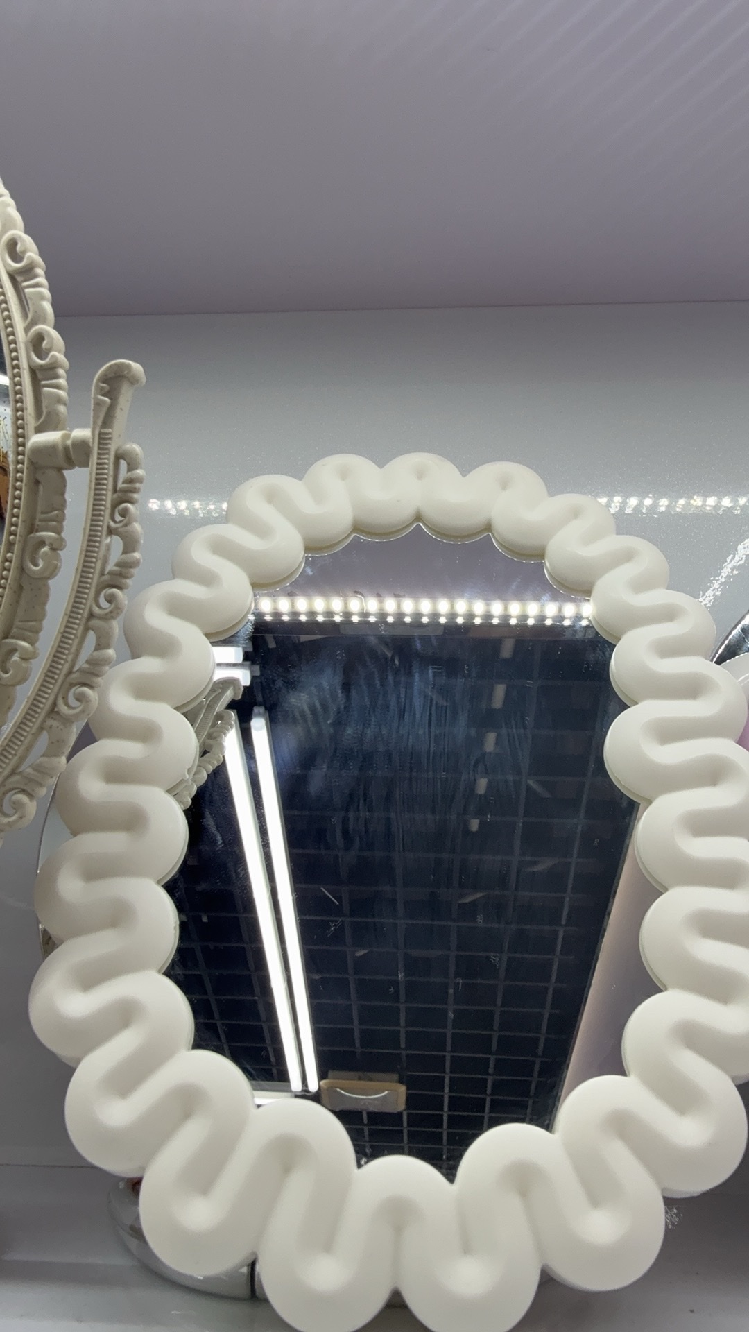 镜子波浪化妆镜便携桌面镜子镜子化妆镜梳妆镜子可爱款式时尚实用详情图4