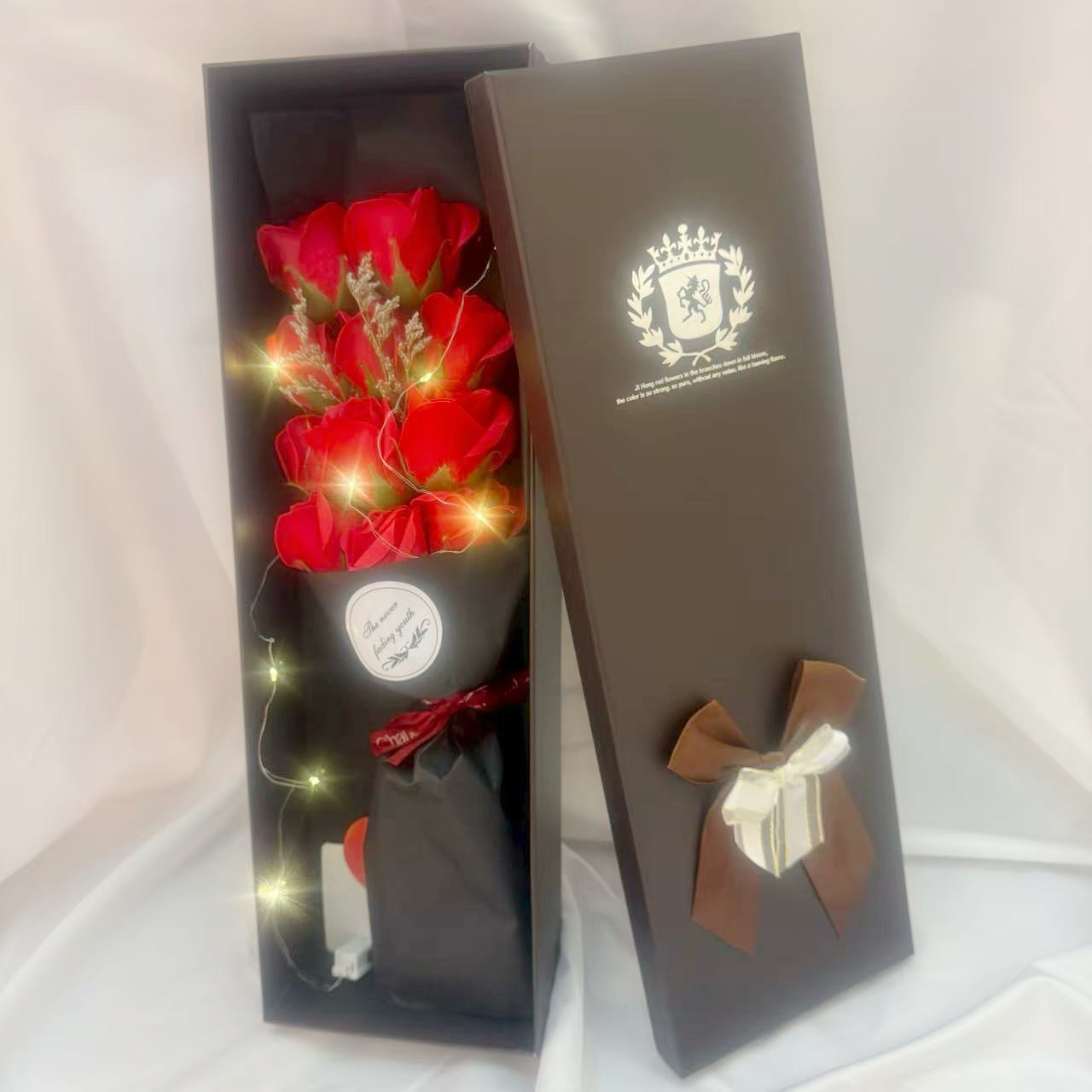 永生花高级感摆件厂家玫瑰花仿真花礼盒送女友老婆礼品批发详情图4