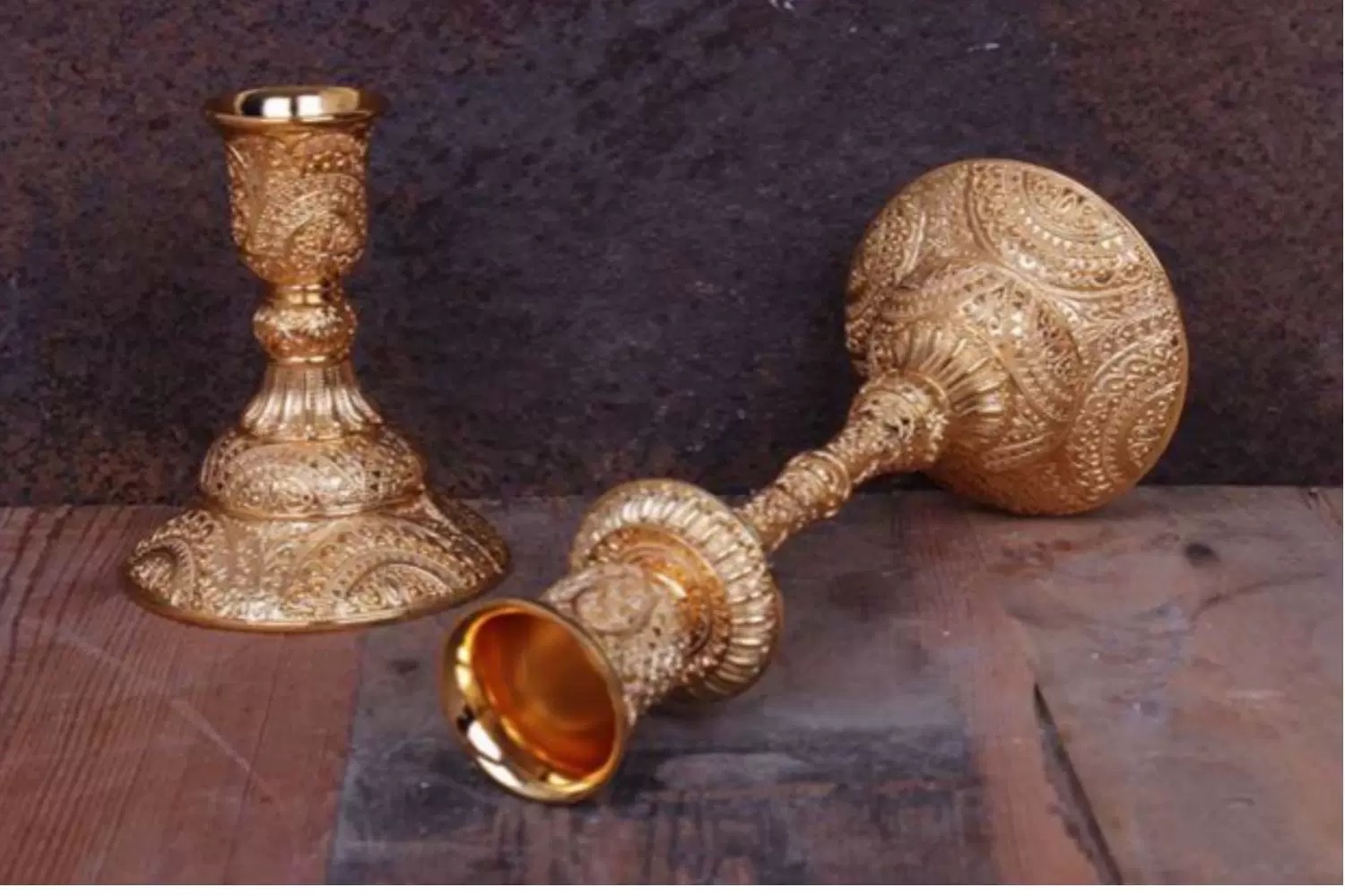 European-style high-end candlestick, romantic wedding decoration for candlelight dinner, hotel Western restaurant, home candlestick, creative decoration, alloy material, professionally manufactured, exquisite shape, European-style candlestick with unique beauty, pure hand-relief detail image 3