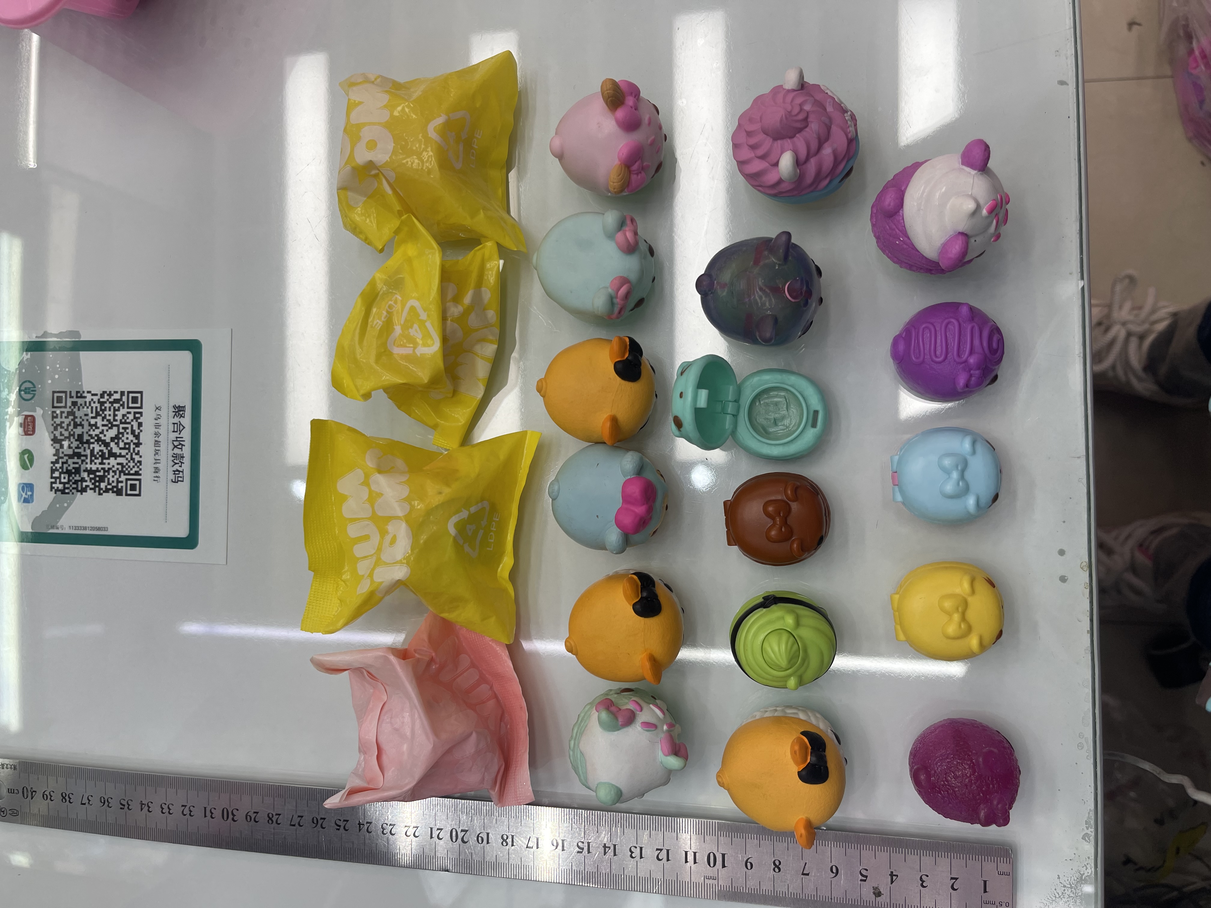 盲袋香味玩具，扭蛋玩具，小礼品，小摆件，儿童节礼物，汽车摆件详情图3