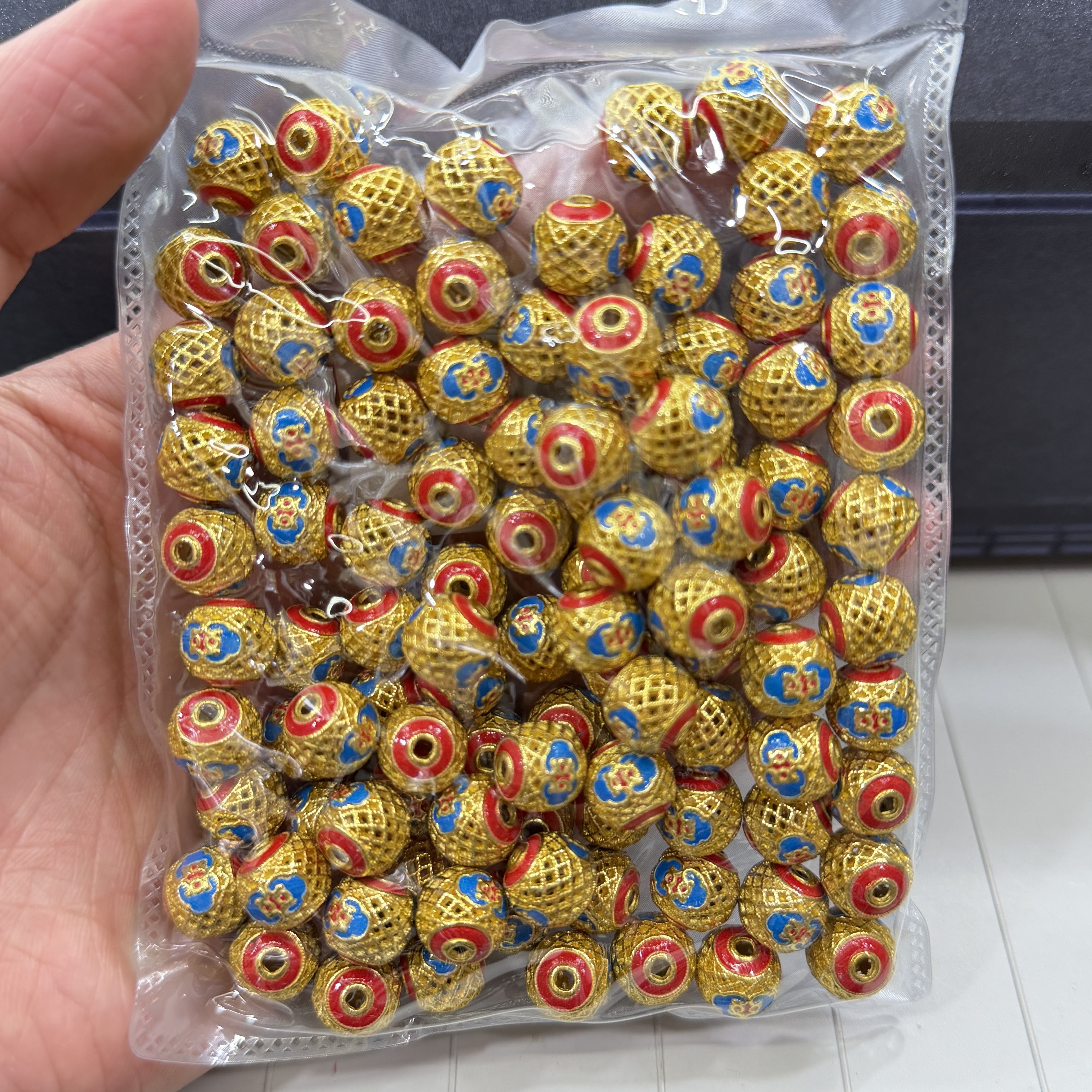 Hollow DIY accessories Application Scenario