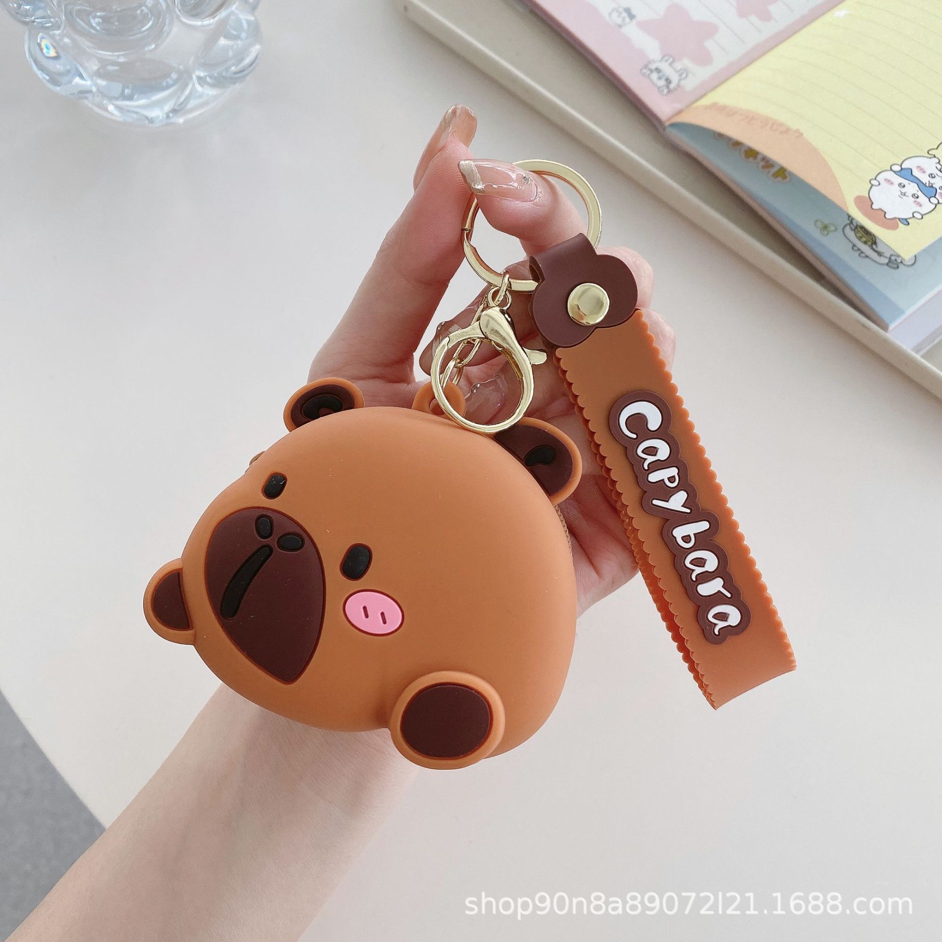 卡通卡皮巴拉零钱包挂饰可爱小钱包创意挂件公仔硅胶耳机包收纳包 汽车钥匙包套详情图9