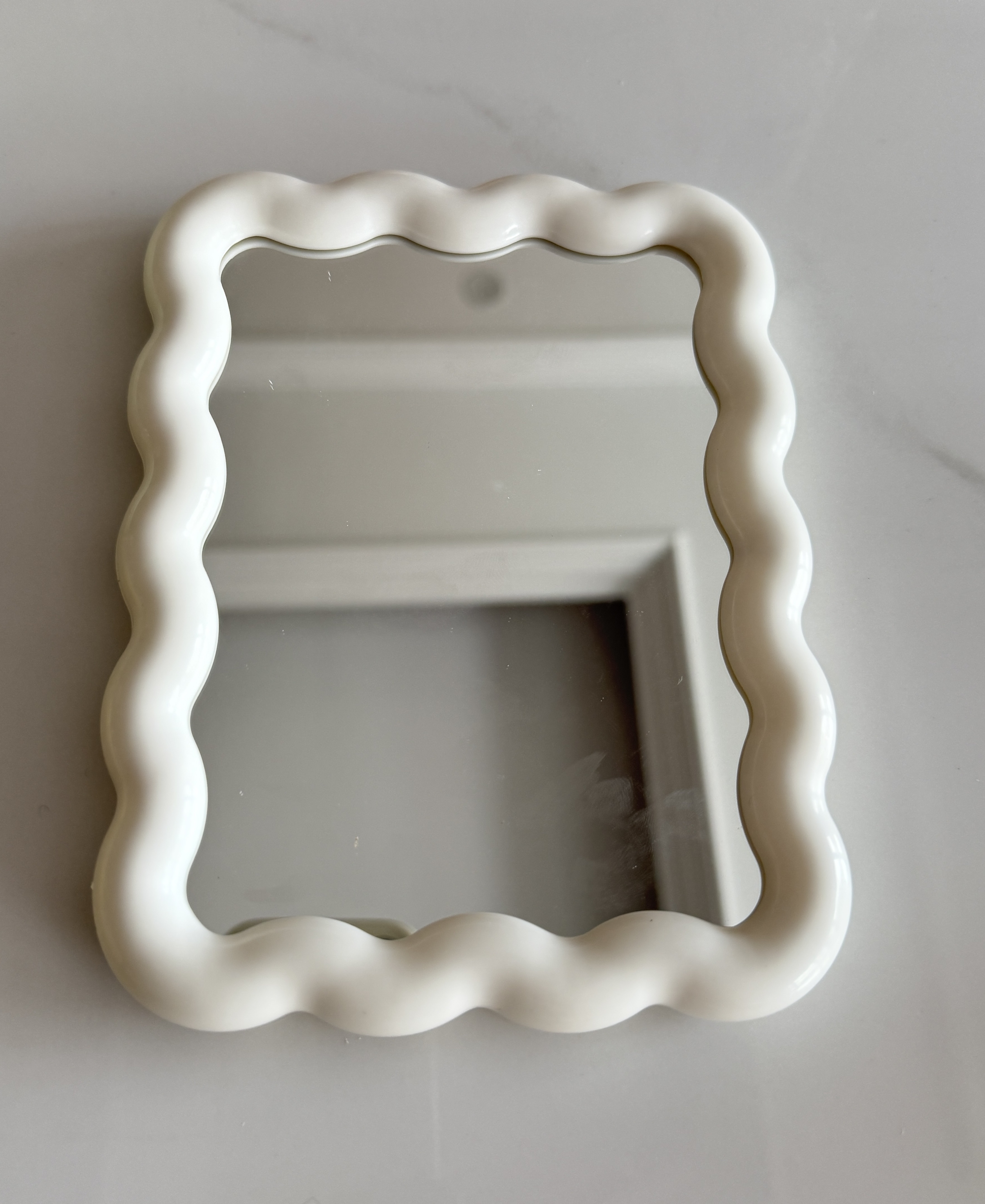 镜子化妆镜毛绒便携桌面镜子美容镜子梳妆镜子可爱款式时尚实用化妆镜细节图