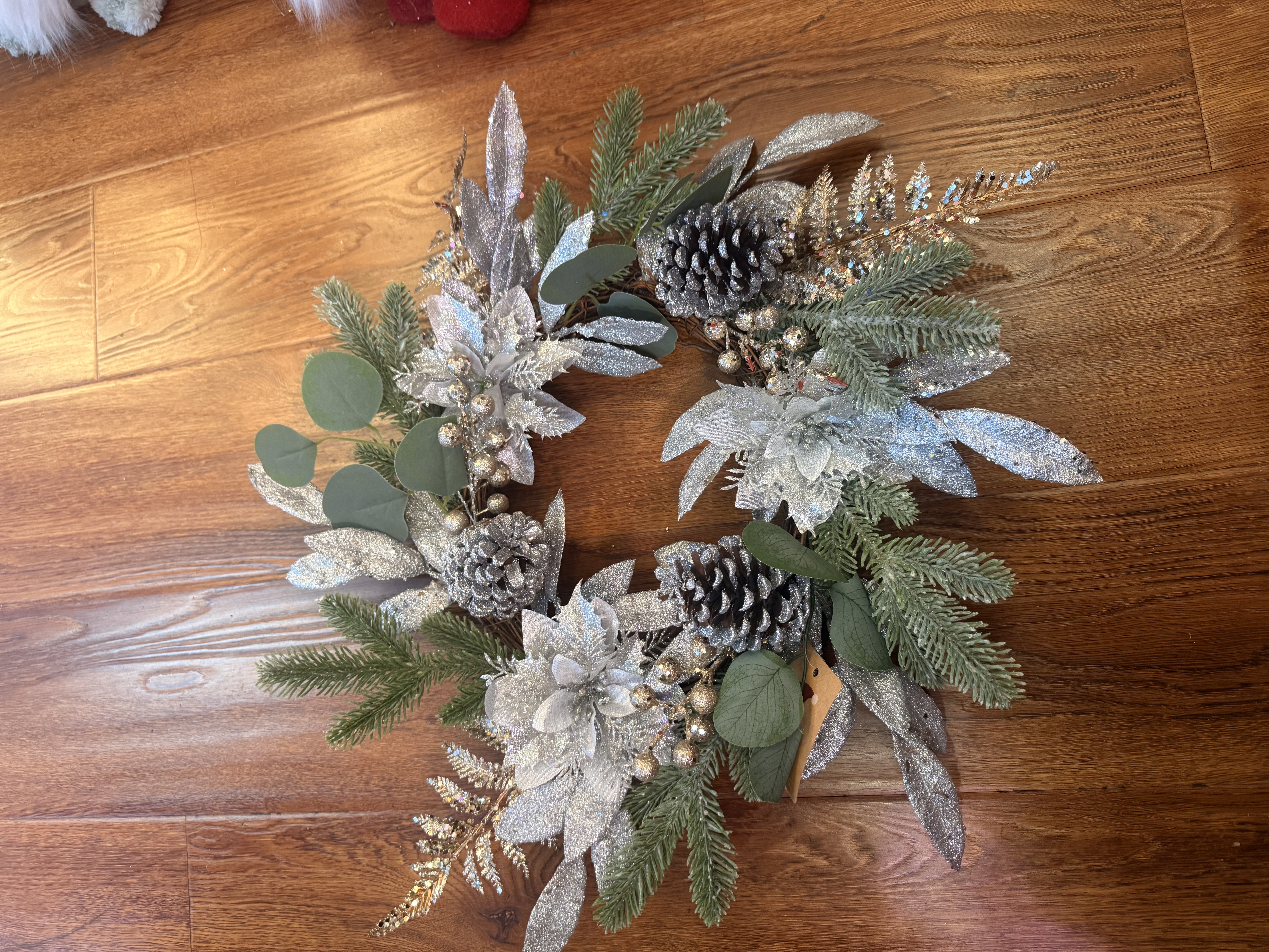 Christmas supplies, festival decorations, Christmas wreaths, Christmas ornaments, gift arrangements pic 1