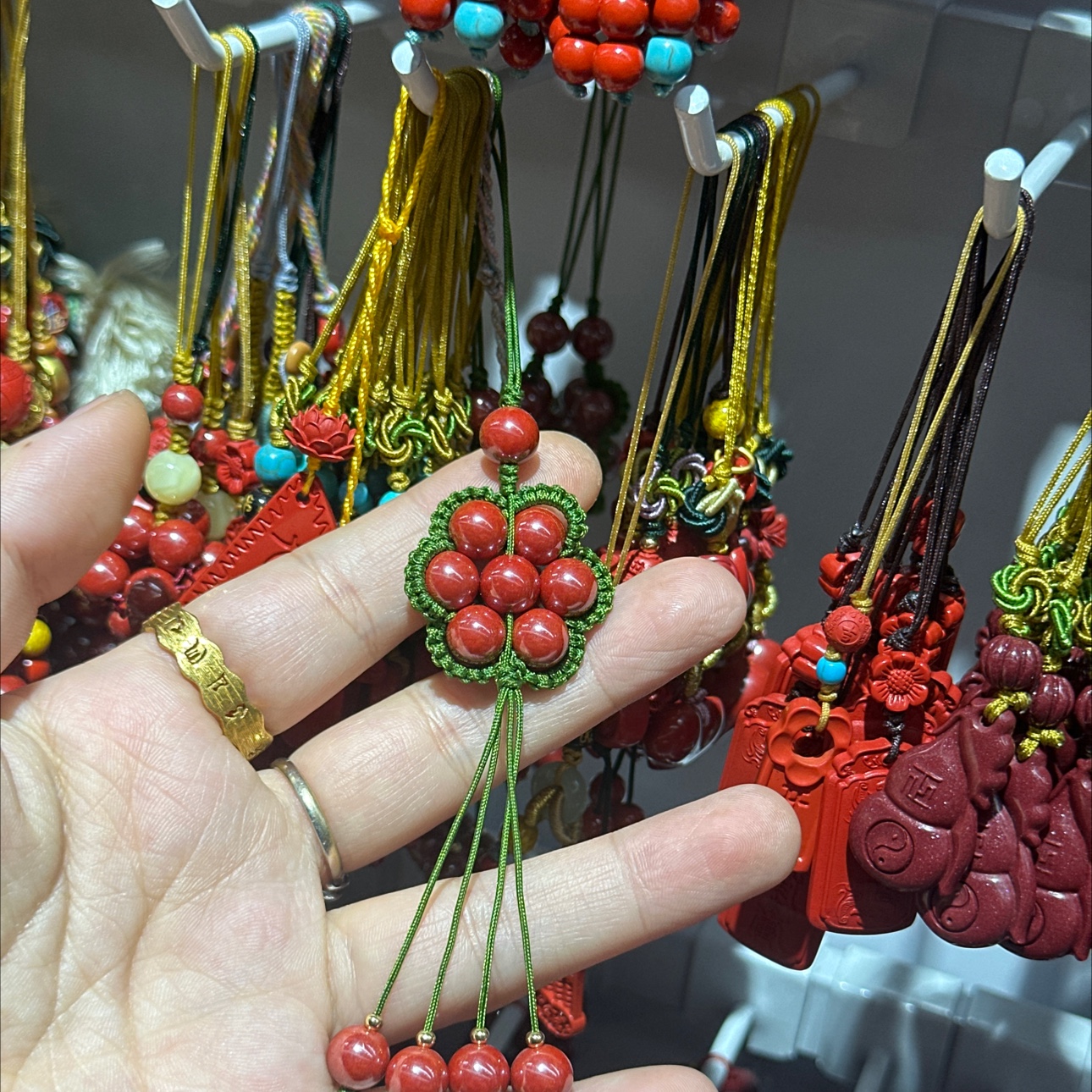 Cinnabar, mobile phone pendants, bag pendants Specification image
