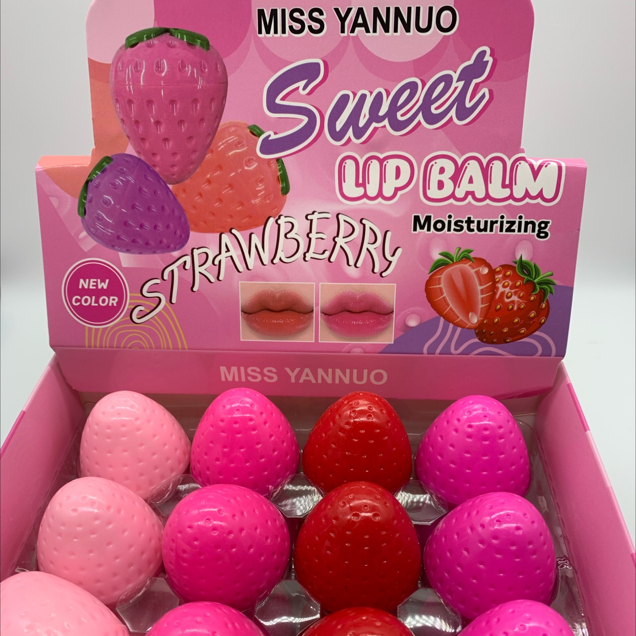 外贸现货草莓唇膏4色混装