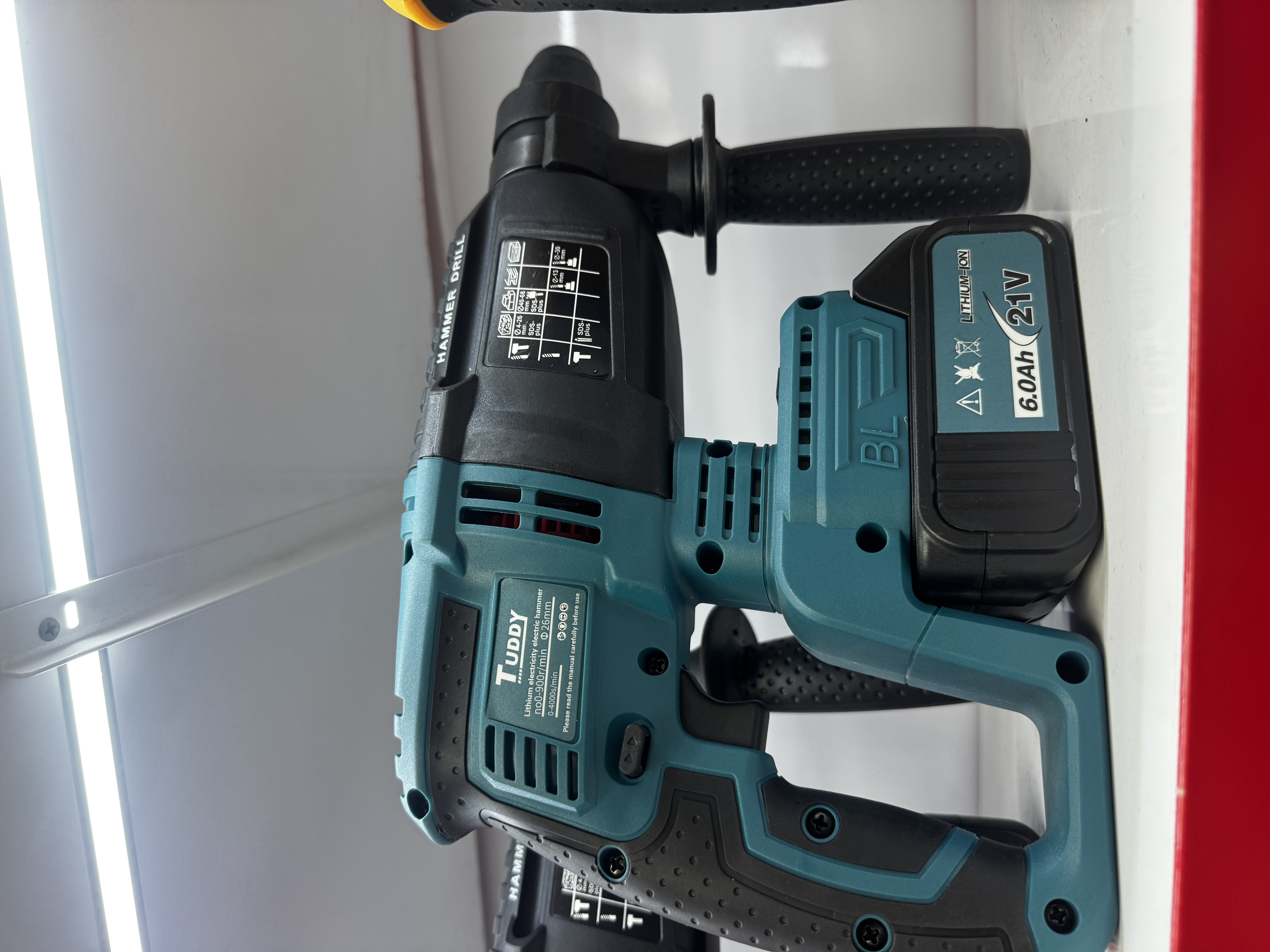 A multi-functional power tool set, a household hand-held electric drill tool combination, and a complete set of essential equipment for maintenance and decoration details Picture