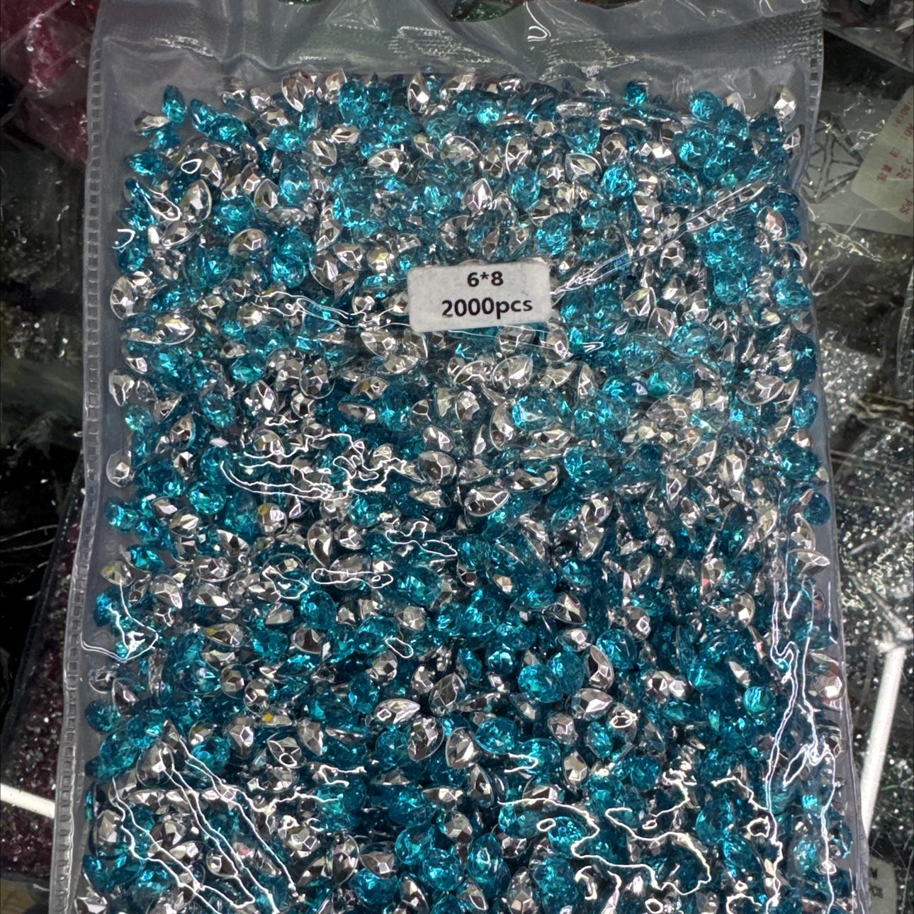 亚克力钻创意饰品配件时尚百搭饰品配件个性设计潮流搭配