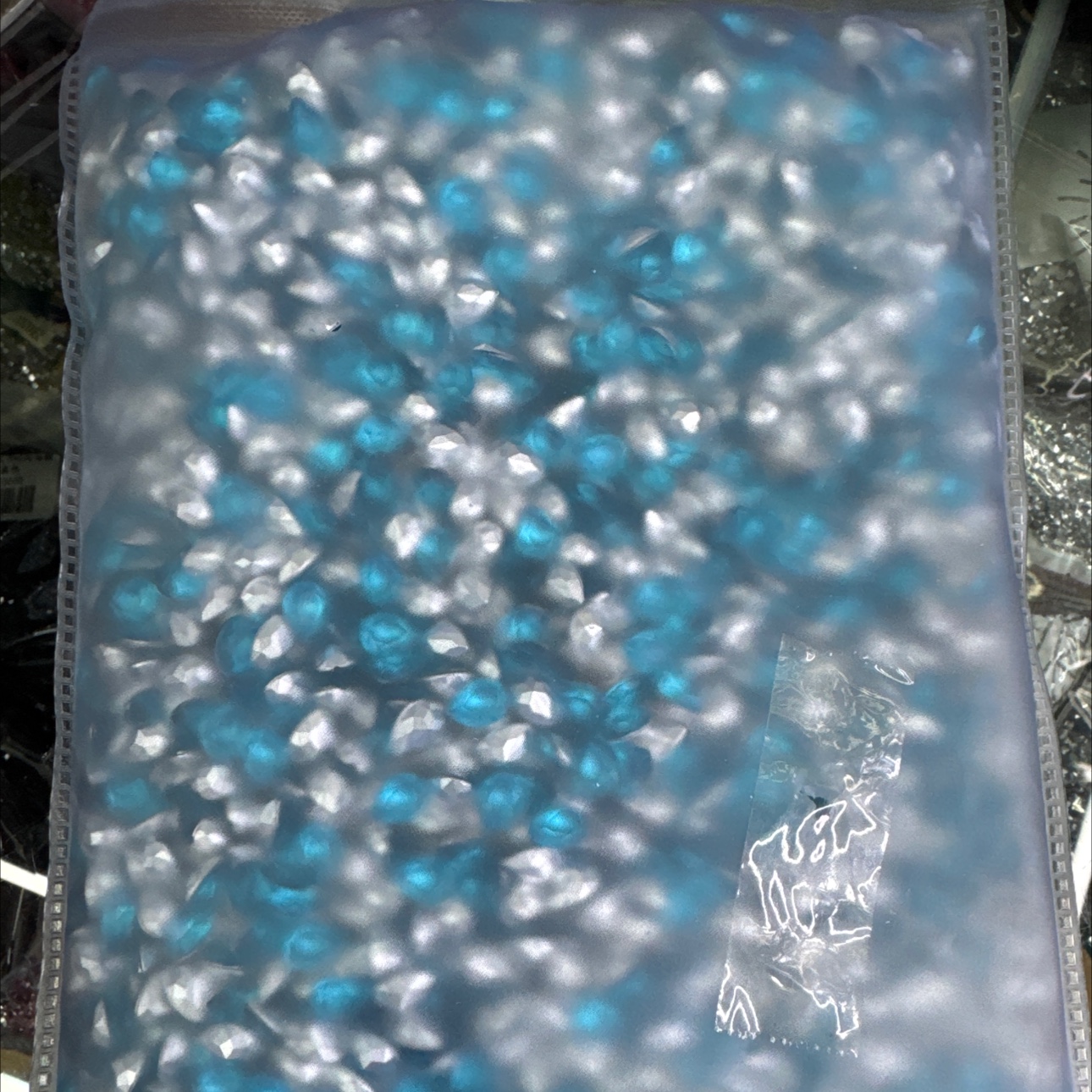 亚克力钻创意饰品配件时尚百搭饰品配件个性设计潮流搭配产品图