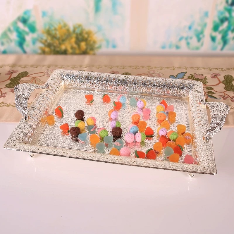 European-style home accessories, peacock full flower metal luxurious storage tray, simple coffee table, decorative plate, ornaments, iron plates, plates, dinner plates, seafood plates, Western-style dinner plates detail image 2