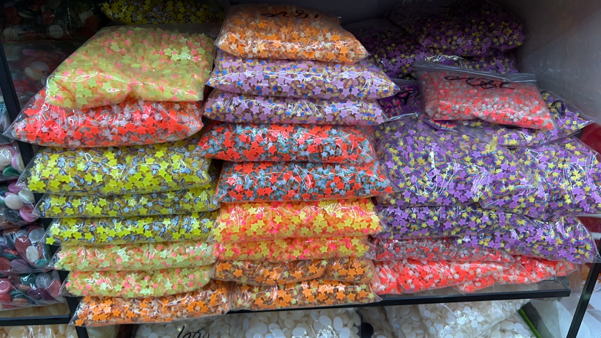 其他饰品配件实物图