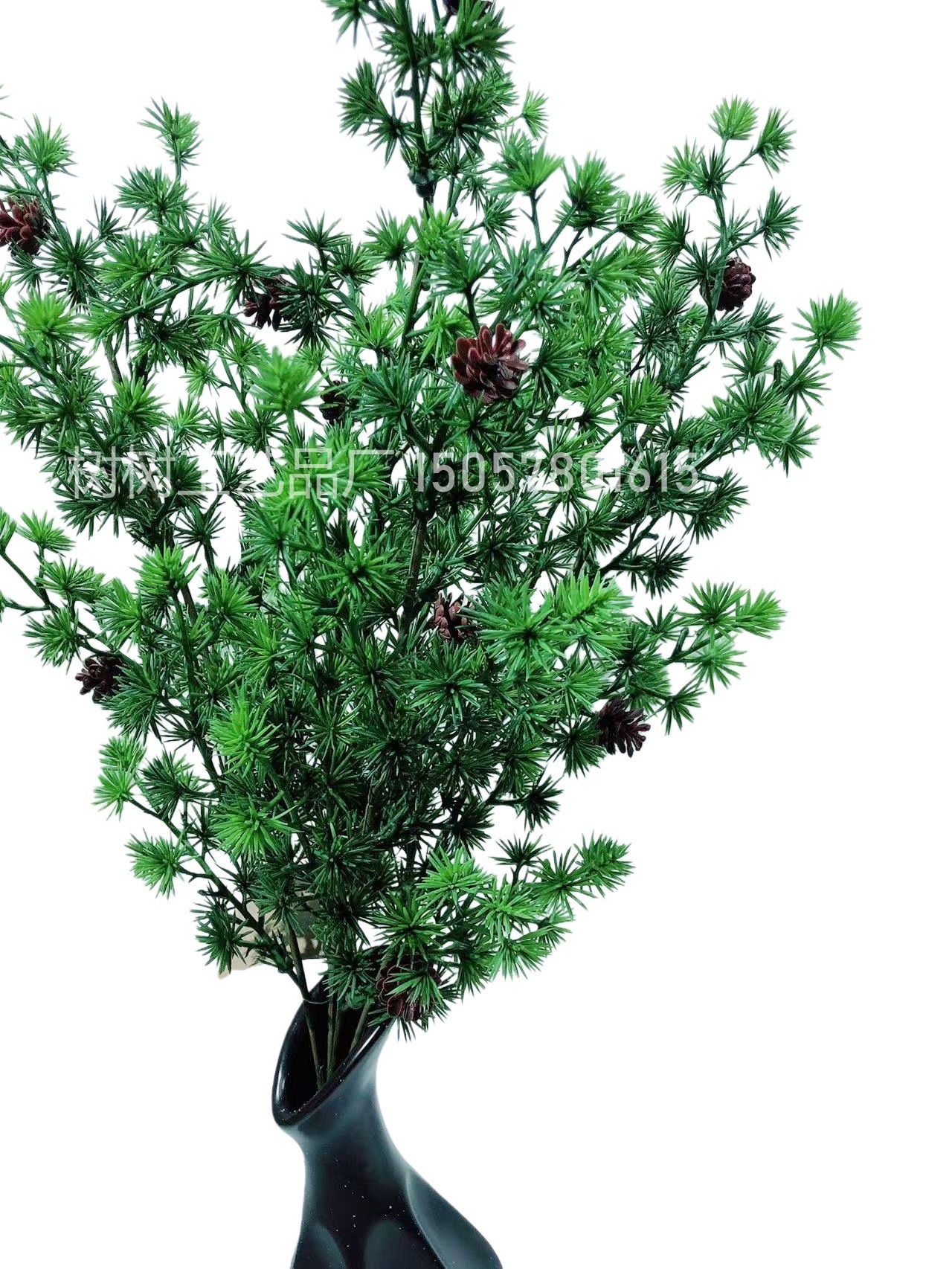 The new Christmas simulation green plant set features a realistic appearance, long-lasting durability, and is made of eco-friendly materials. It is a popular Amazon bestseller of plastic and artificial flowers detail image 3