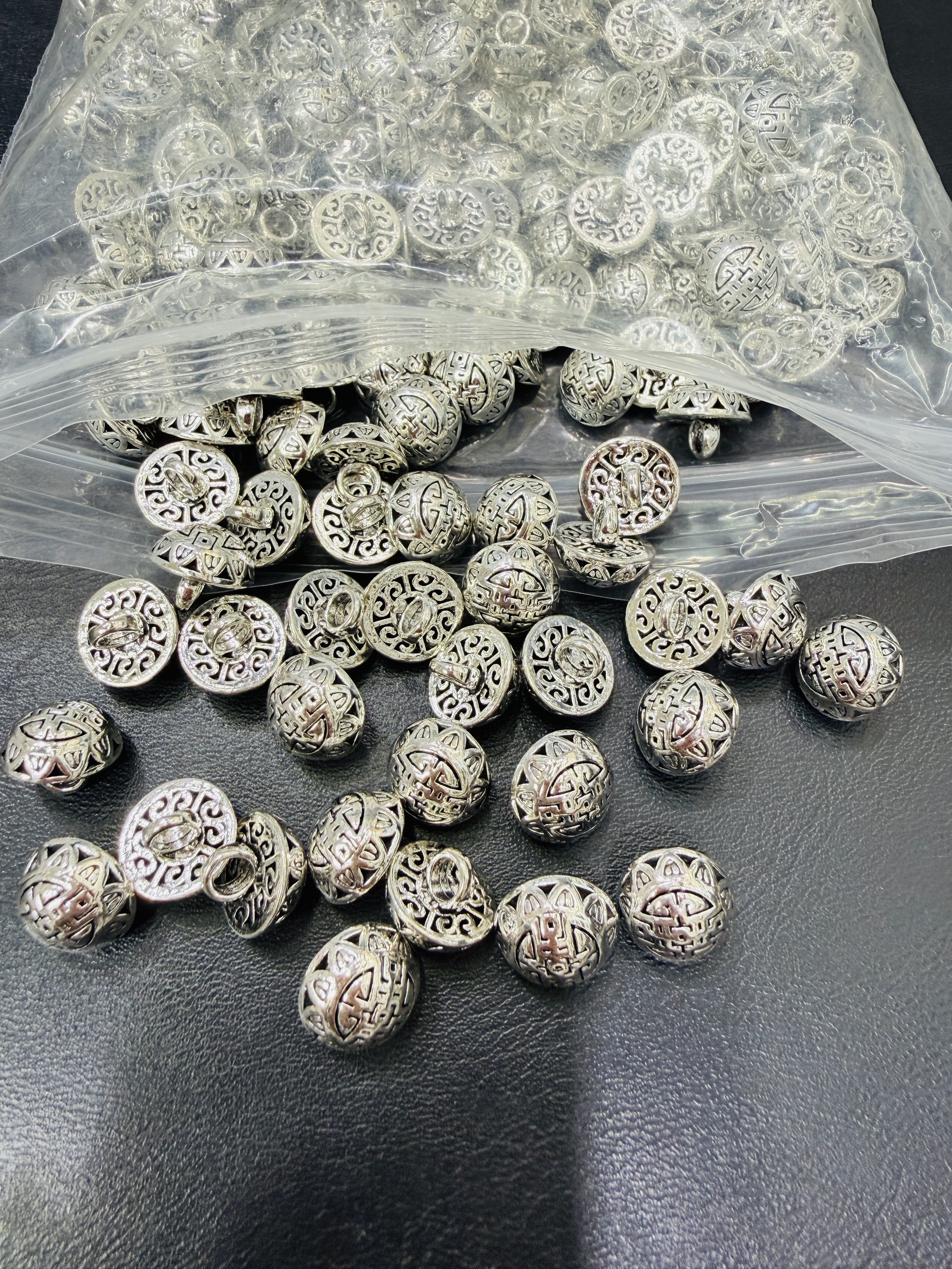 diy retro zinc alloy hollowed-out fashion accessories detail image 6