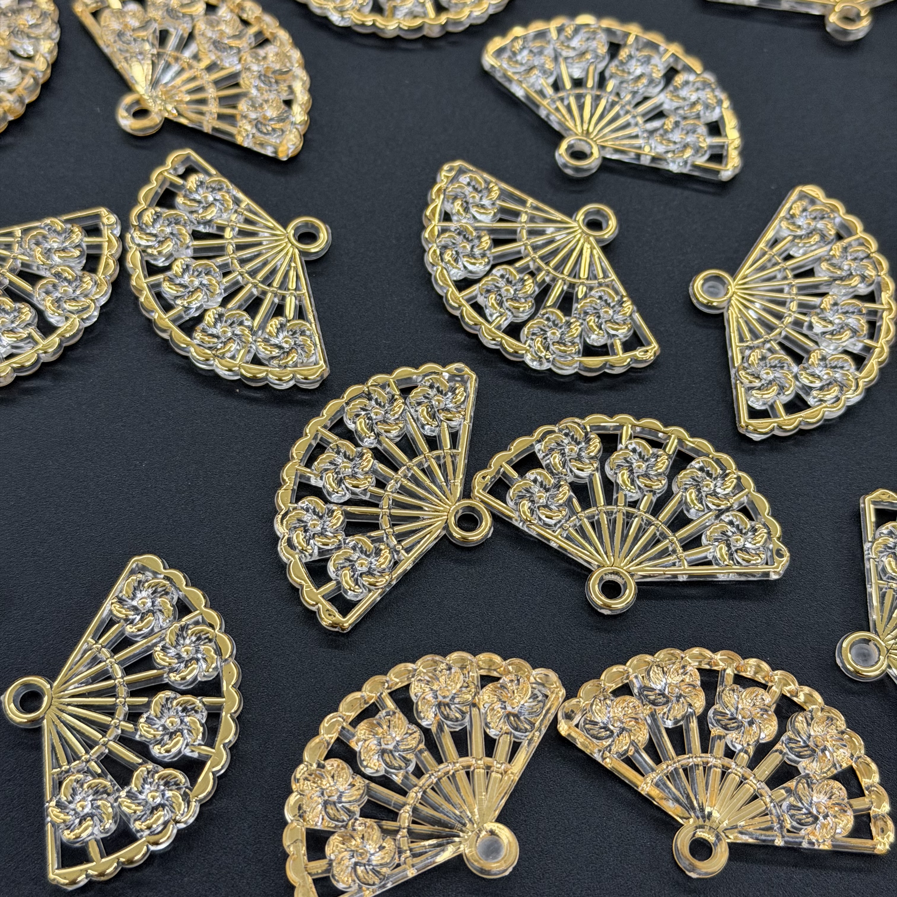 Ancient-style folding fan hollowed-out pendant, golden transparent DIY jewelry accessory, handcrafted hairpin material Application Scenario