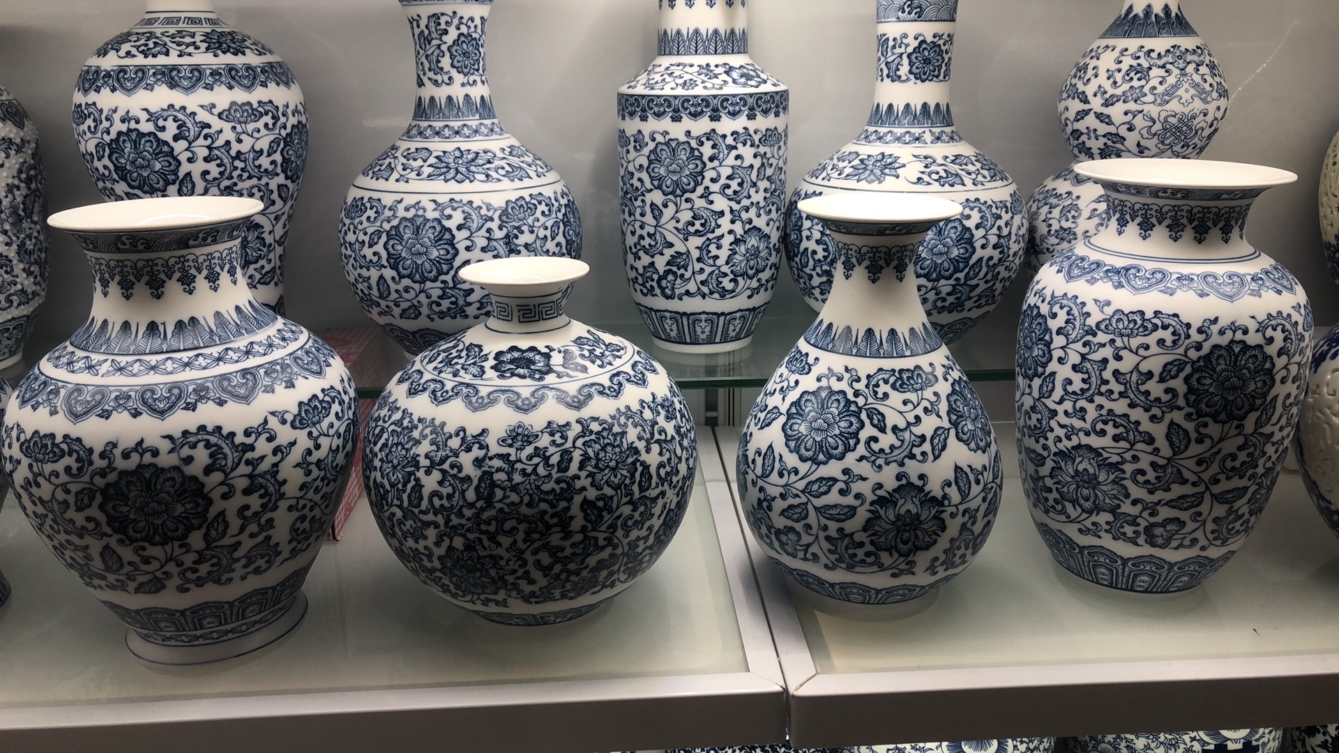陶瓷工艺品实物图