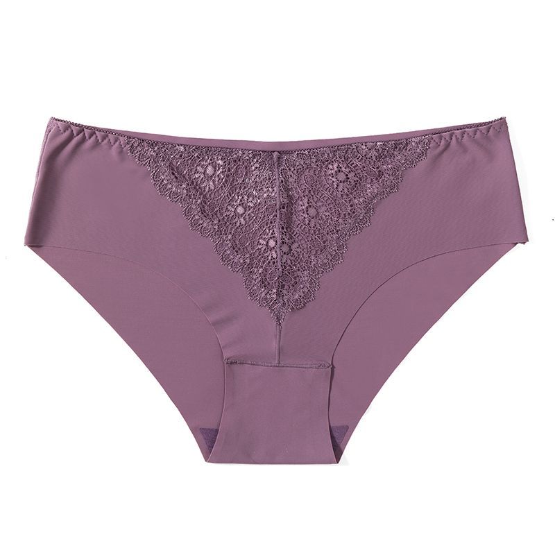 The best-selling lace underpants for women are French, romantic and sexy. The women's triangle pants are ice silk, breathable and highly elastic, with a European-sized waistband undefined