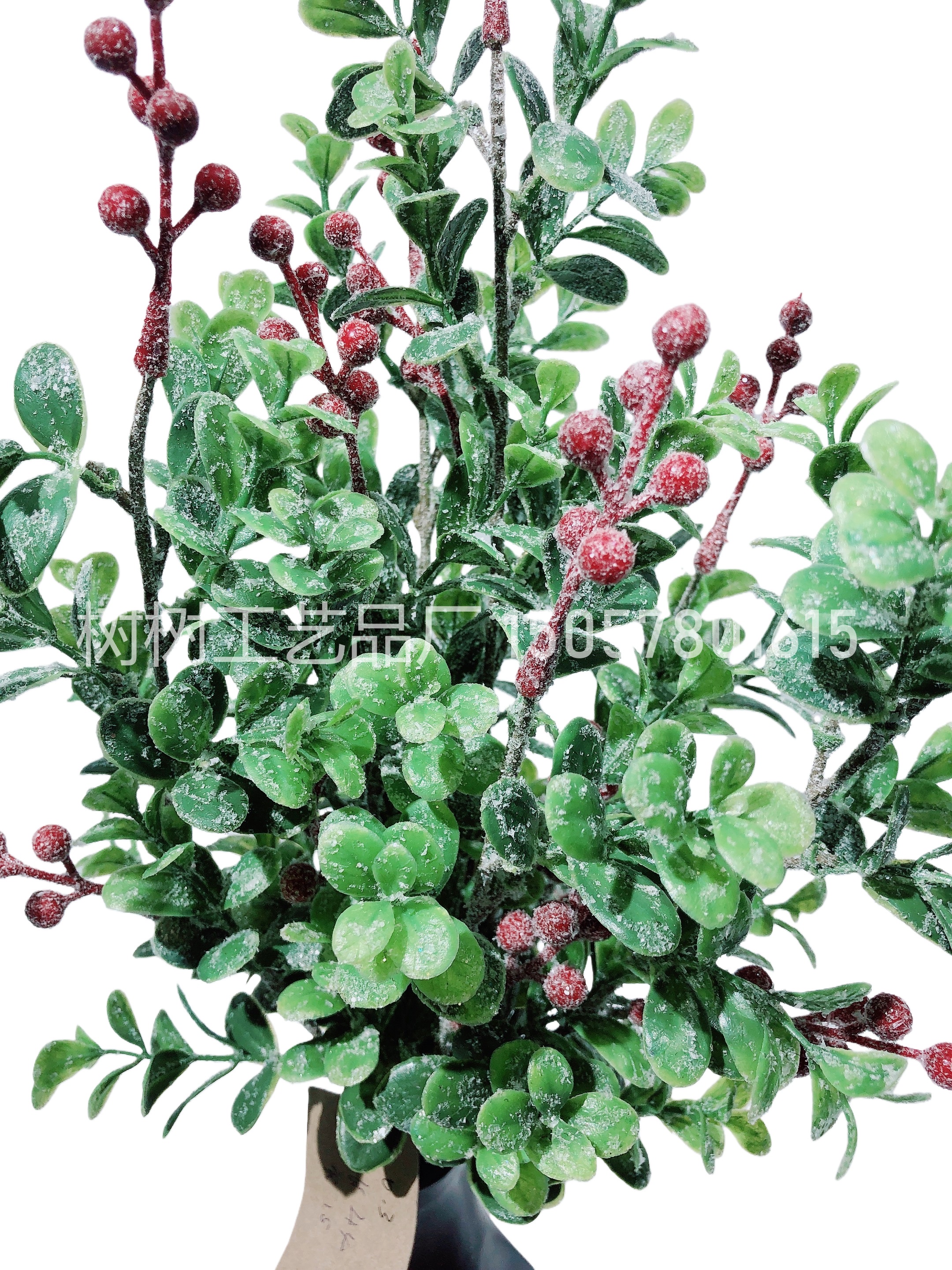 The New Year and Christmas simulation green plant set features a realistic appearance, long-lasting durability, and is made of eco-friendly materials. It is a popular Amazon bestseller, featuring artificial and plastic flowers Specification image