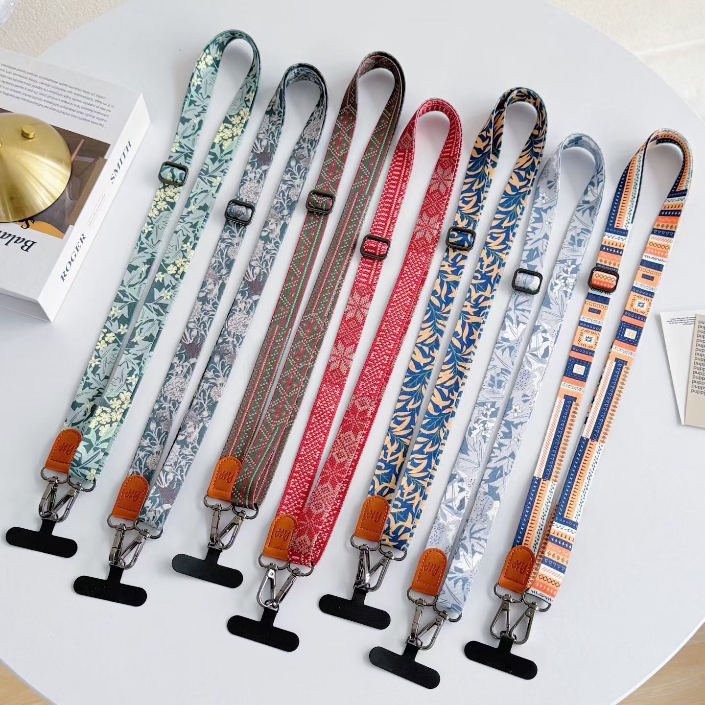 字母金属配件流苏锆石蝴蝶结链接提溜黄铜饰品配件手工DIY材料手机挂绳详情图6