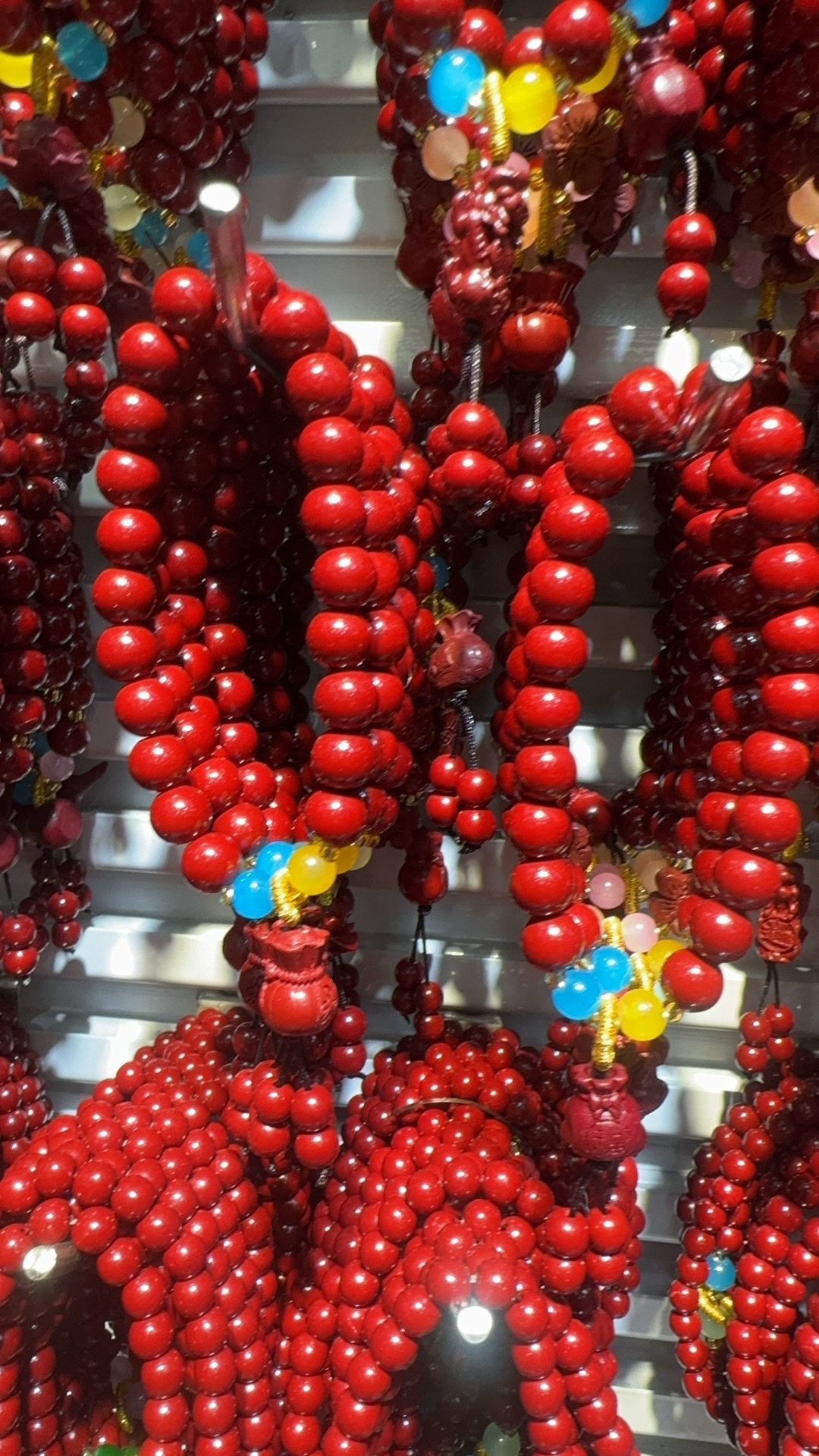 Crystal bracelet, cinnabar bracelet, fashionable accessory, hand-woven for men and women, simple and versatile, trendy accessory