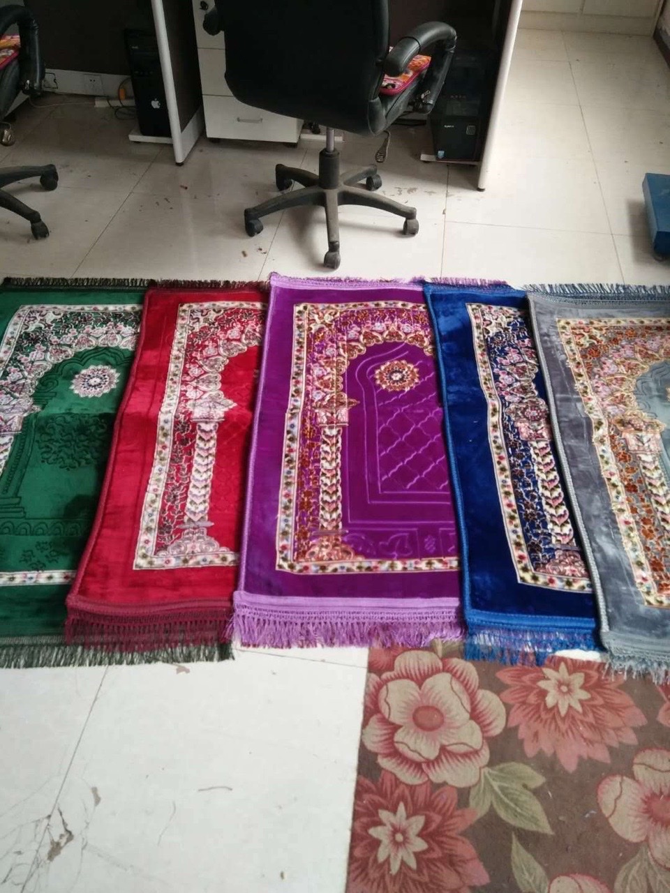 礼拜毯厂家直销地毯舒适家用地毯多功能防滑地毯礼拜毯批发热卖中