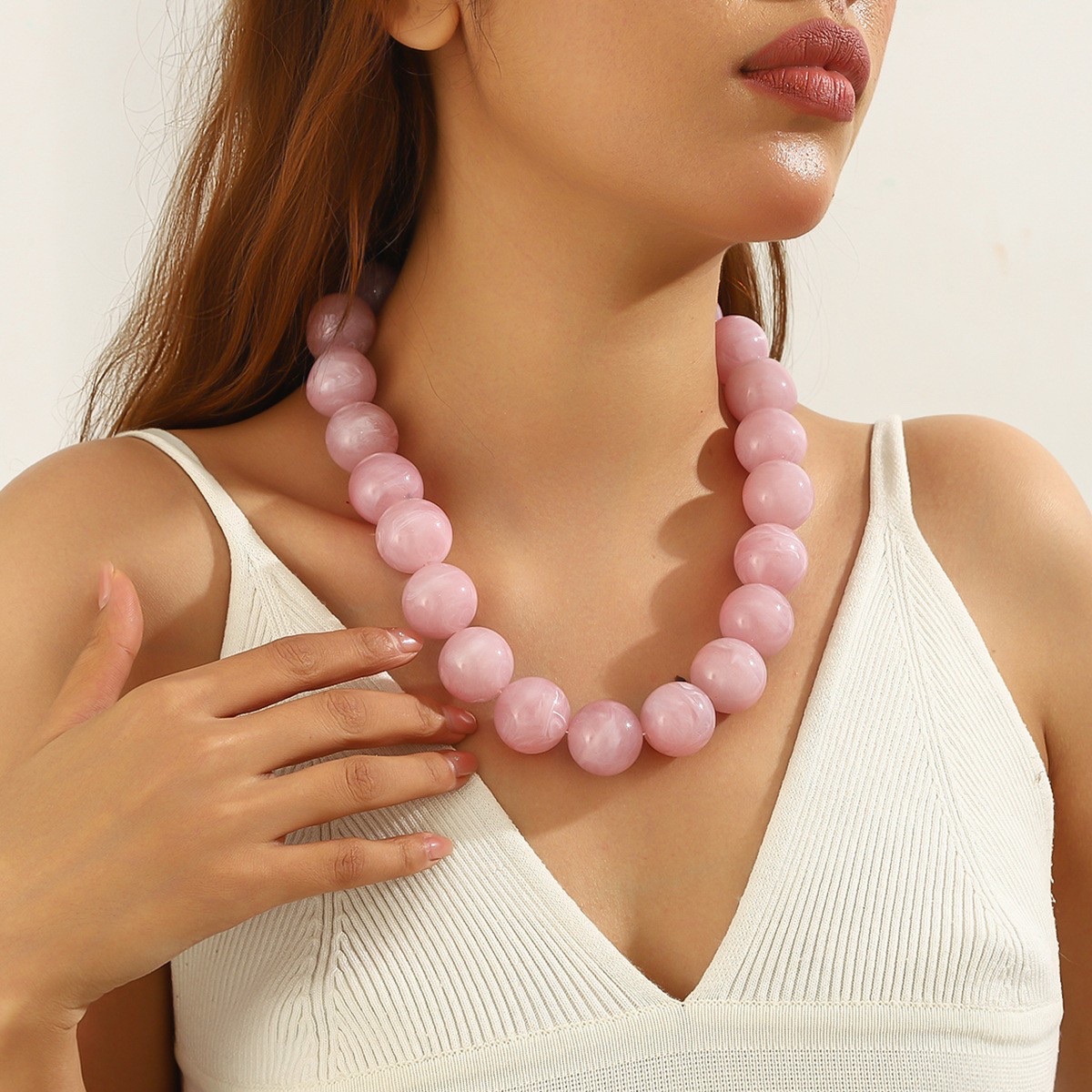New European and American acrylic exaggerated colored beaded necklace, fashionable geometric round bead collar collarbone chain, versatile 24 miles detail image 5
