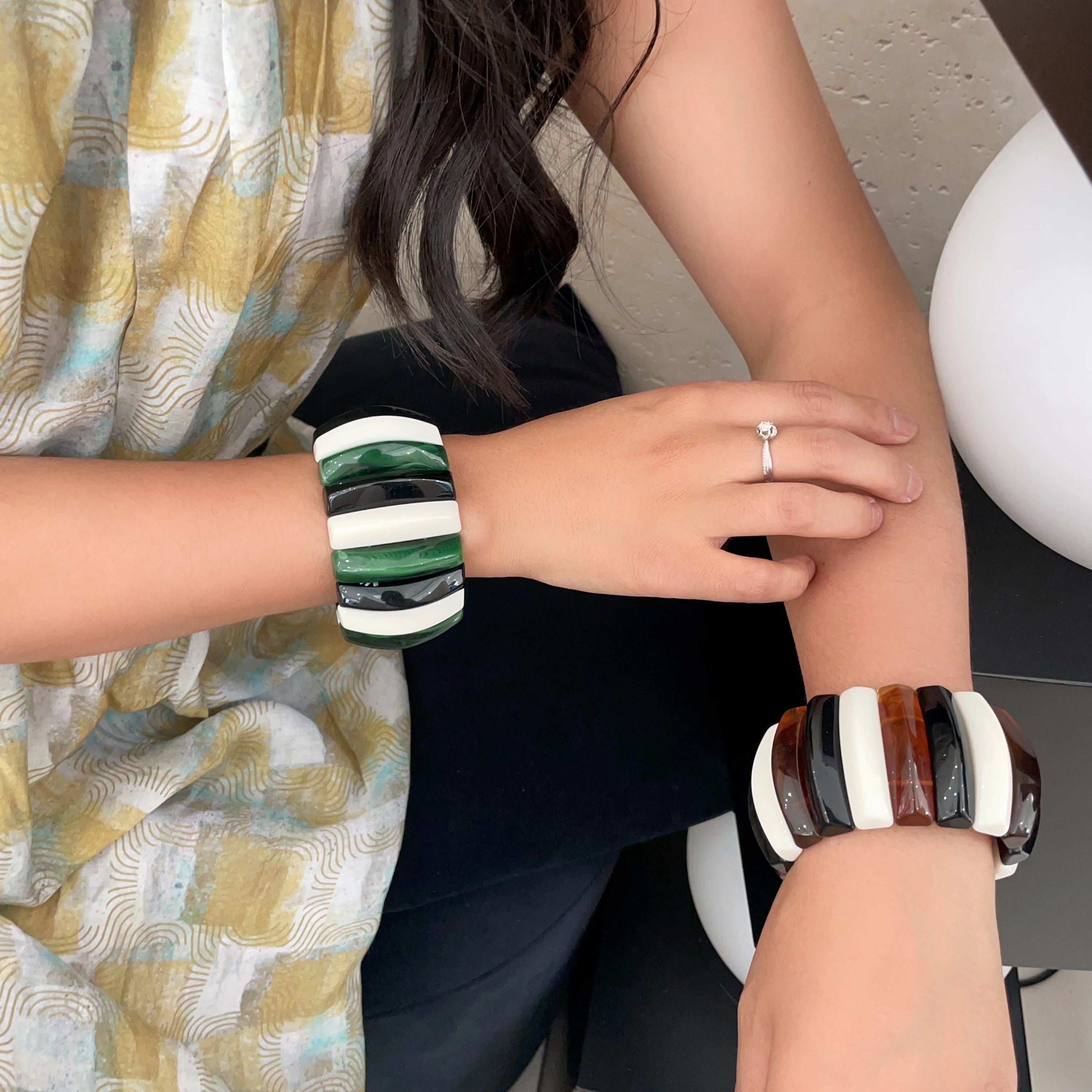 European and American acrylic bracelet, fashionable marble pattern road bracelet, light luxury black and white bracelet for both men and women, new women's collection detail image 3