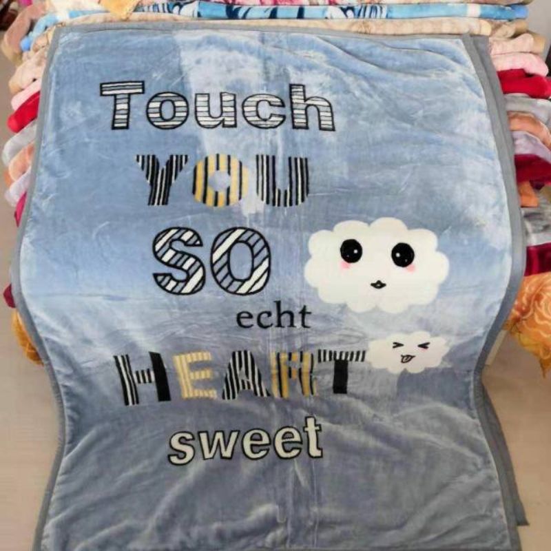 厂家批发新款到店选购或联系下单云毯宝宝盖毯毛毯保暖秋冬季绒毯