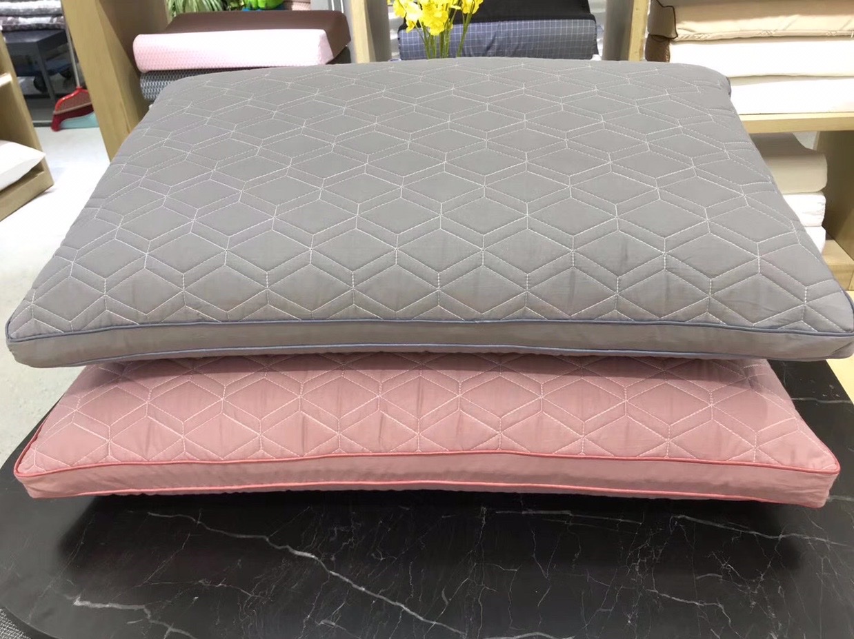 厂家直销枕头柔软透气枕头健康舒适适用各种场所枕头新品枕头热销