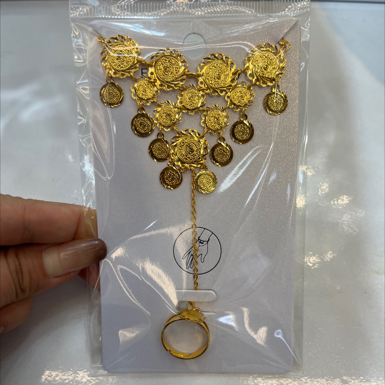 流行饰品戒指手链一体手背链时尚珠宝首饰首饰时尚珠宝首饰戒指托项链细节图