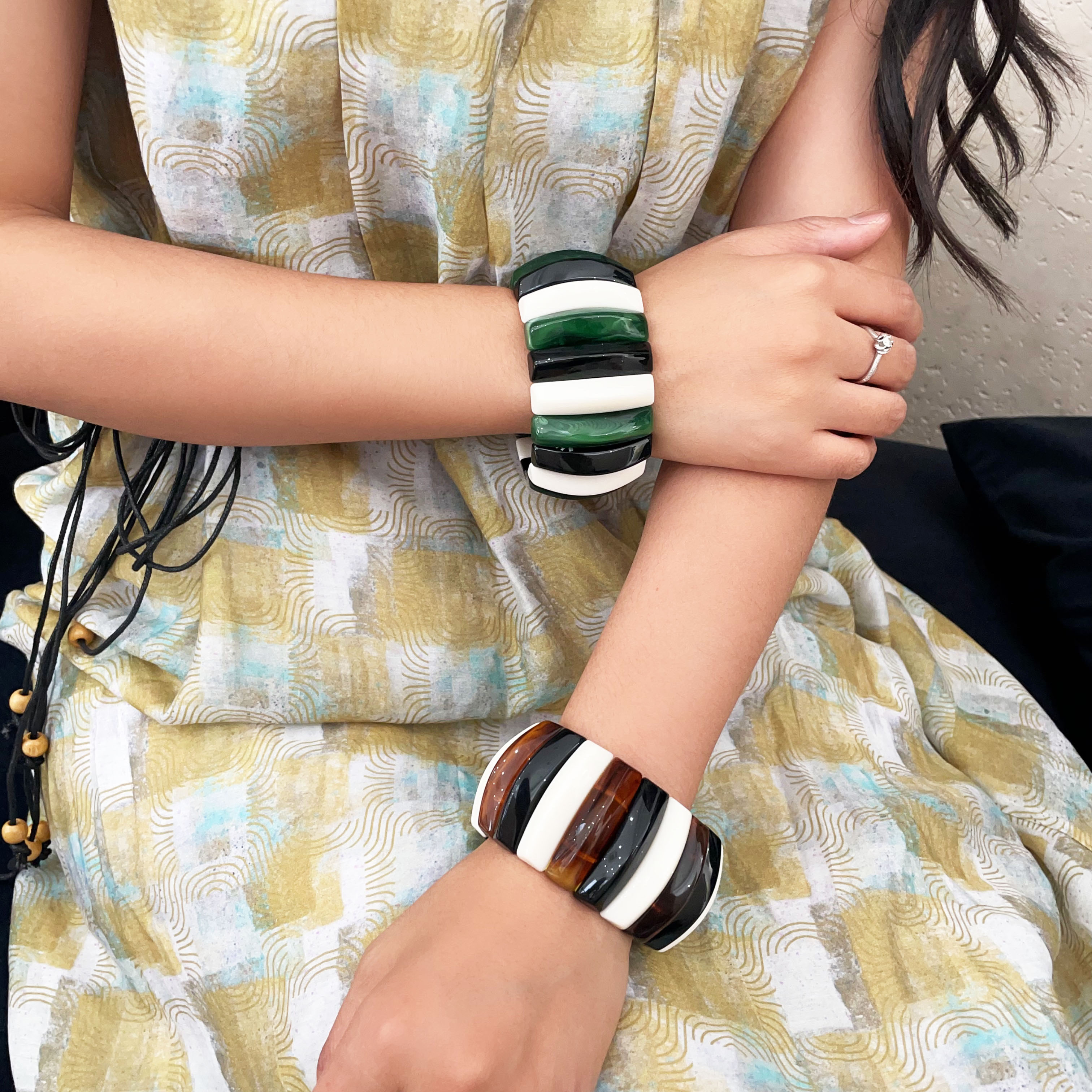 European and American acrylic bracelet, fashionable marble pattern road bracelet, light luxury black and white bracelet for both men and women, new women's collection