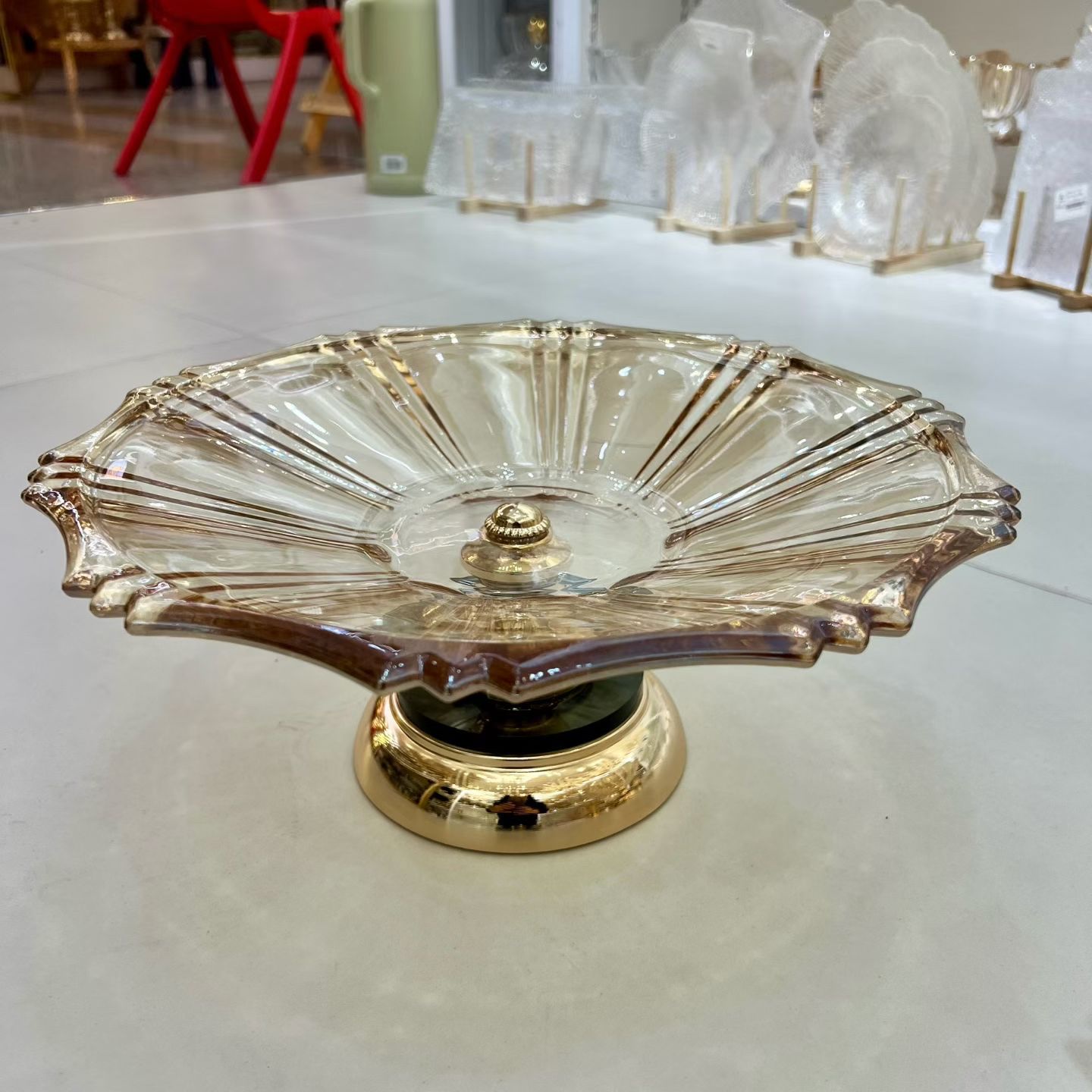 Crystal glass fruit plate, dried fruit box, fruit plate display stand, multi-functional dried fruit display plate, glass fruit basin with base, home creative decoration pic 4