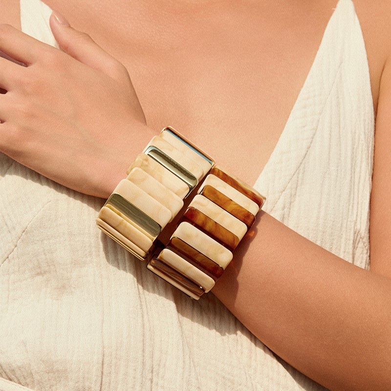 The Maillard style bracelet is a fashionable, trendy and personalized Bohemian elastic ladies' retro mixed-color patchwork bracelet Specification image