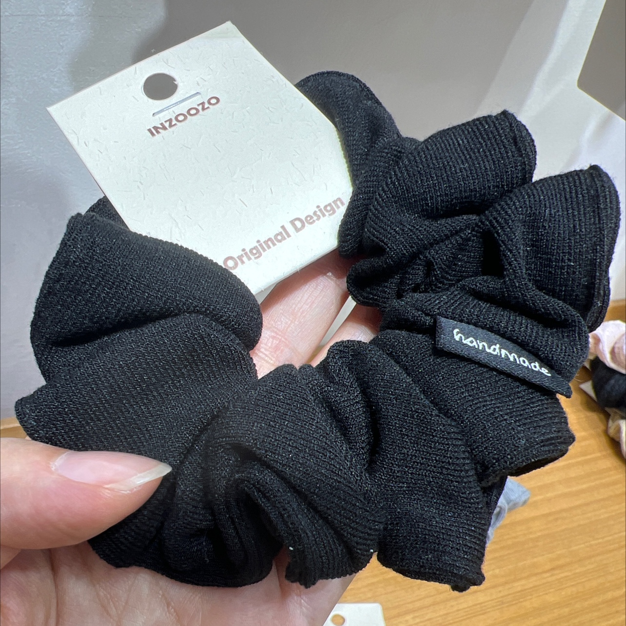Korean-style knitted hair tie headband large intestine hair tie detail image 4