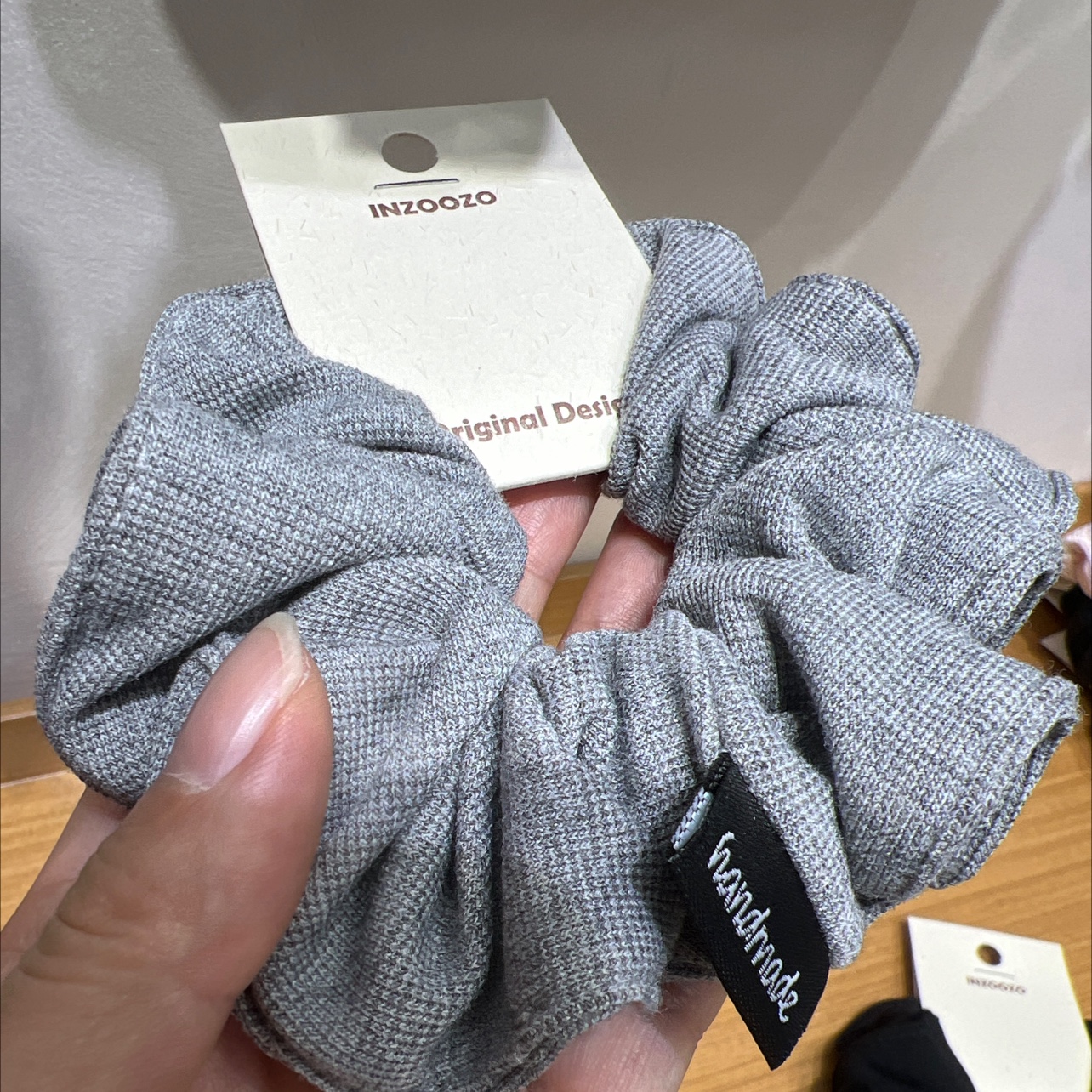 Korean-style knitted hair tie headband large intestine hair tie detail image 3