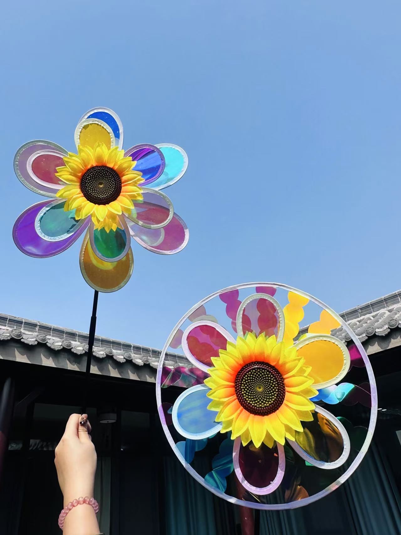 网红地摊玩具风车糖果造型趣味儿童益智玩具风车炫彩太阳花风车详情图8