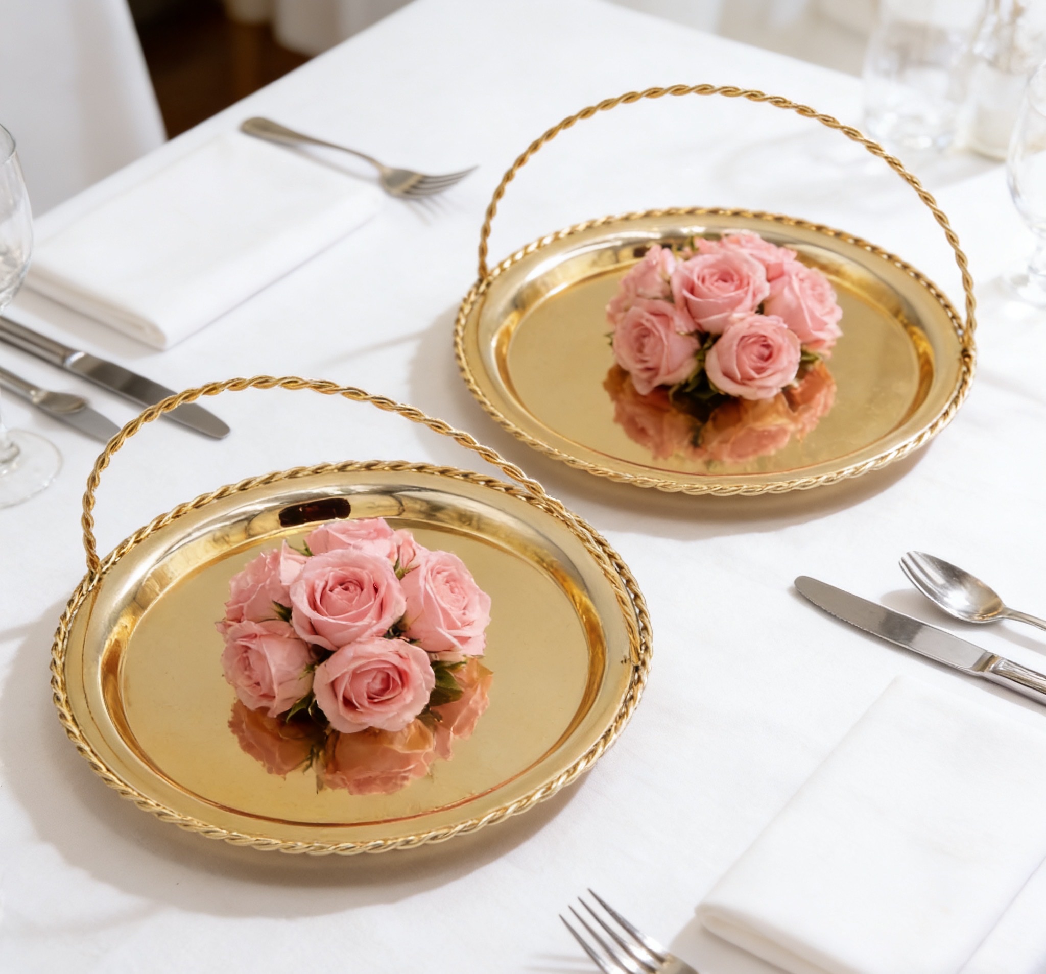 金属工艺品实物图