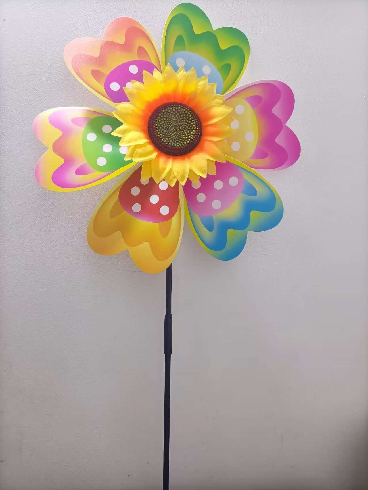 网红地摊玩具风车糖果造型趣味儿童益智玩具风车炫彩太阳花风车详情图4