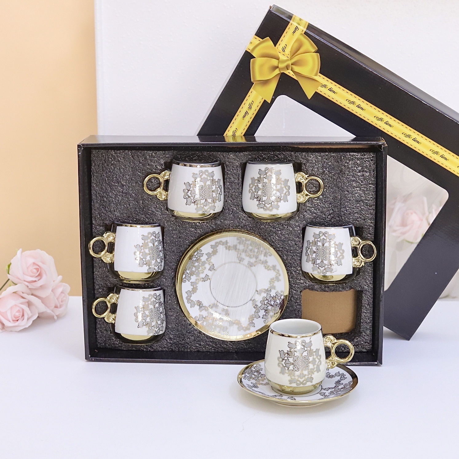 Personalized ceramic coffee cup, blender cup, latte cup, creative coffee cup, fashionable office and home hot drink cup, personalized coffee cup, ceramic coffee cup, coffee cup, latte cup Application Scenario