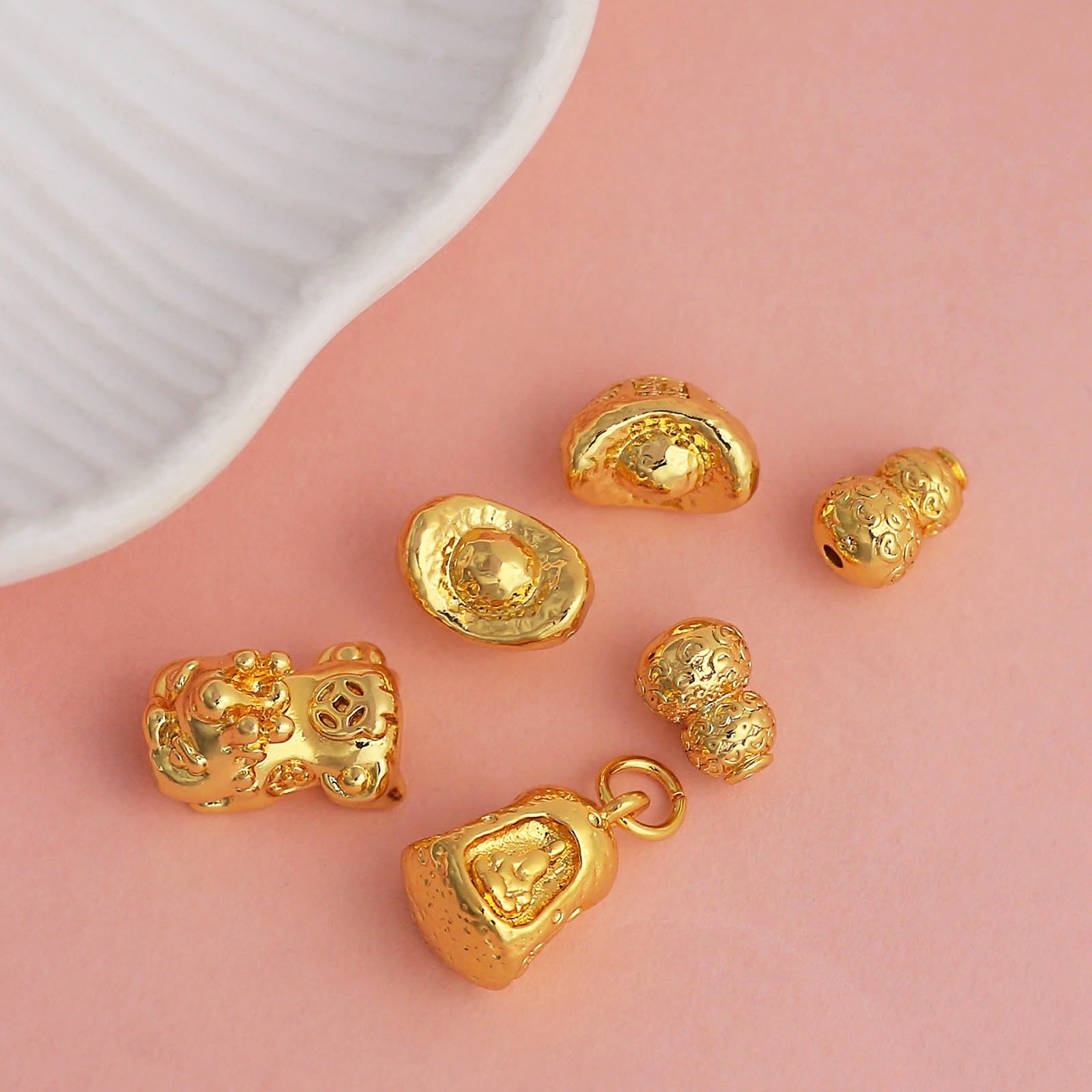 Wholesale of high-quality color-retaining PI Xiu, gourd, small ingot, beads, auspicious and lucky, 18K real gold plated diy bracelet accessories and materials Specification image