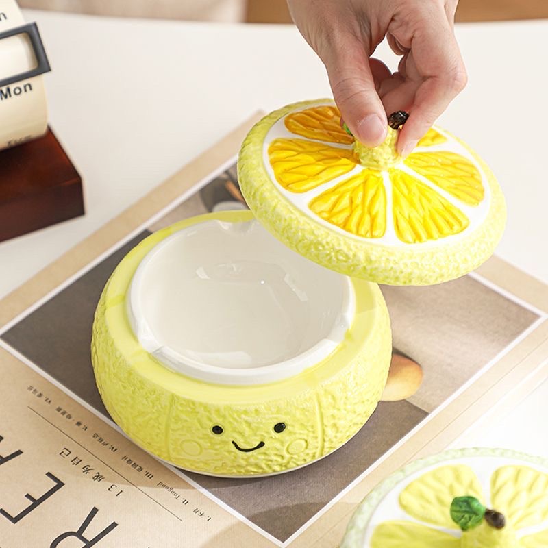 Creative and cute lid-covered lemon ceramic household ashtray, living room coffee table, anti-fly decorative item, office ashtray tableware detail image 3